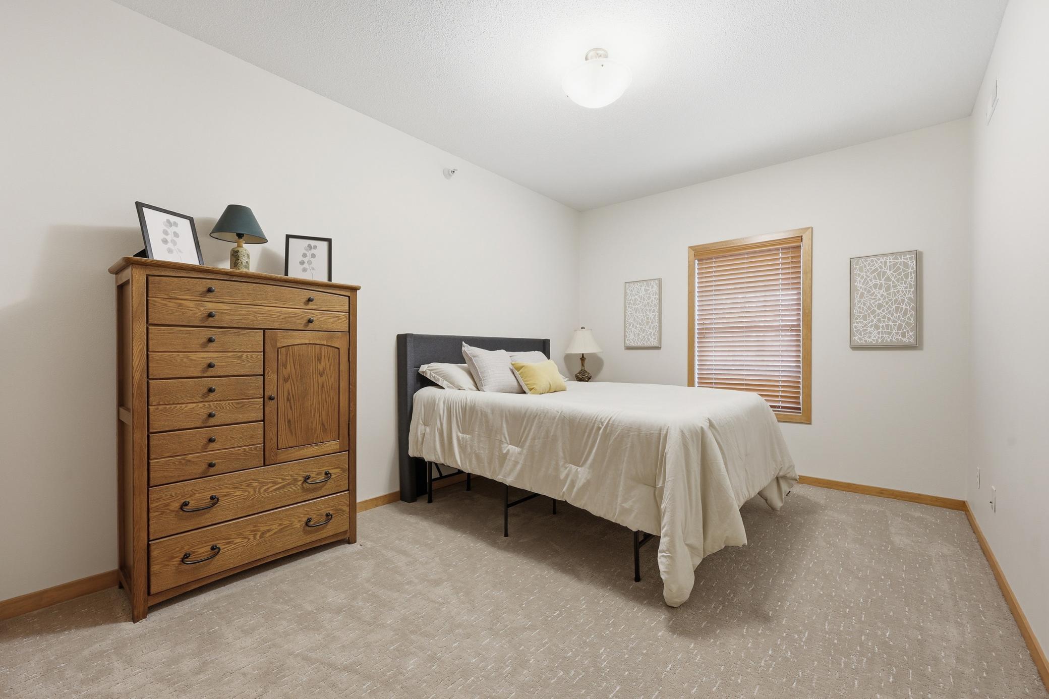2003 condo for sale at 385 7th Avenue S, Unit Unit 104 in Fargo, ND — 3 bed, 2 bath (photo 19 of 34)