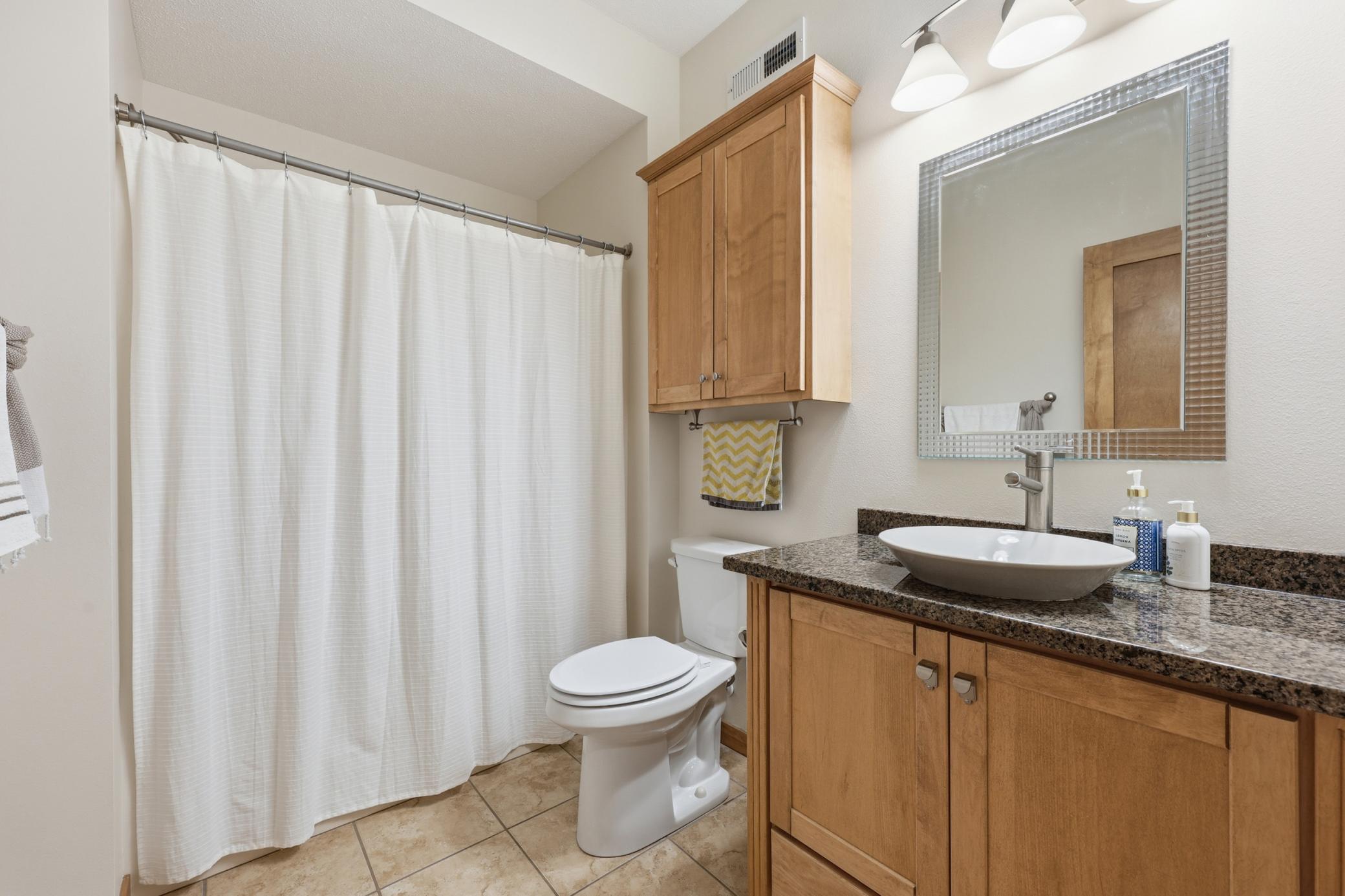 2003 condo for sale at 385 7th Avenue S, Unit Unit 104 in Fargo, ND — 3 bed, 2 bath (photo 21 of 34)