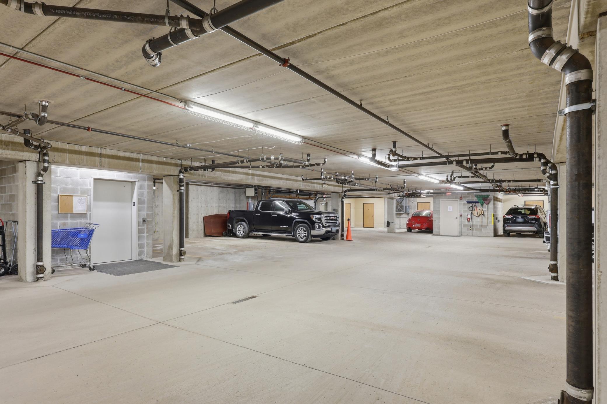 2003 condo for sale at 385 7th Avenue S, Unit Unit 104 in Fargo, ND — 3 bed, 2 bath (photo 26 of 34)