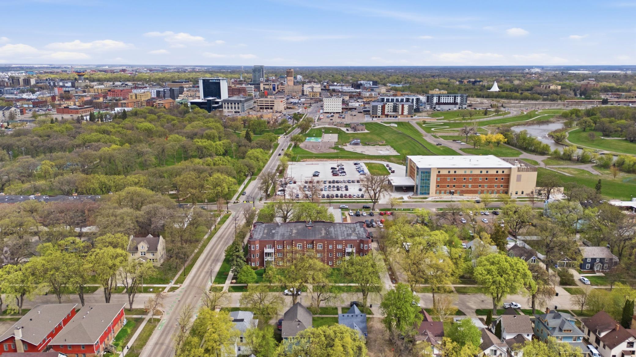 2003 condo for sale at 385 7th Avenue S, Unit Unit 104 in Fargo, ND — 3 bed, 2 bath (photo 31 of 34)