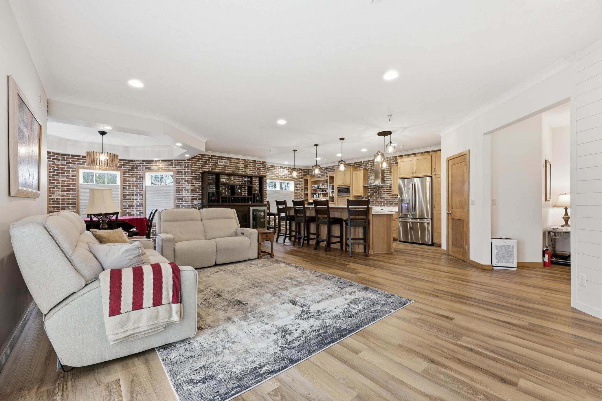 2003 condo for sale at 385 7th Avenue S, Unit Unit 104 in Fargo, ND — 3 bed, 2 bath (photo 7 of 34)