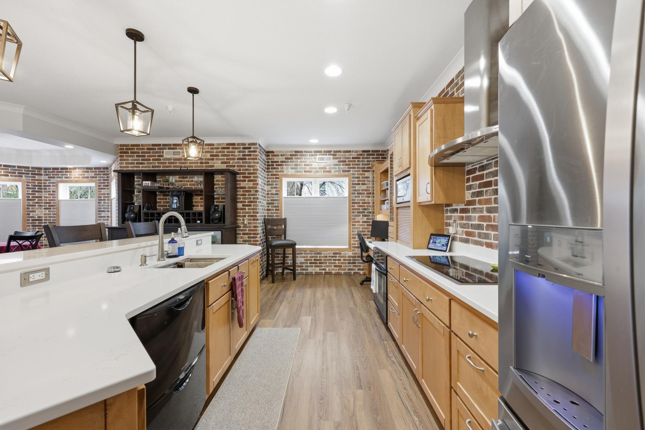 2003 condo for sale at 385 7th Avenue S, Unit Unit 104 in Fargo, ND — 3 bed, 2 bath (photo 9 of 34)