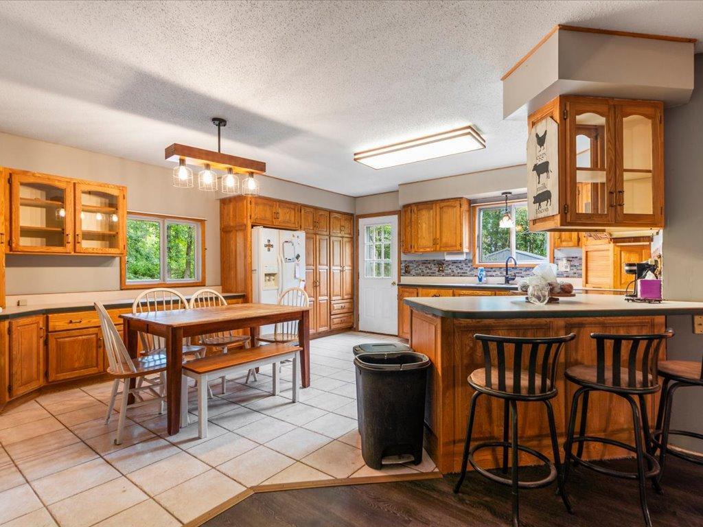 1971 single family home for sale at 33021 State Highway 210 in Aitkin, MN — 4 bed, 2 bath (photo 13 of 52)