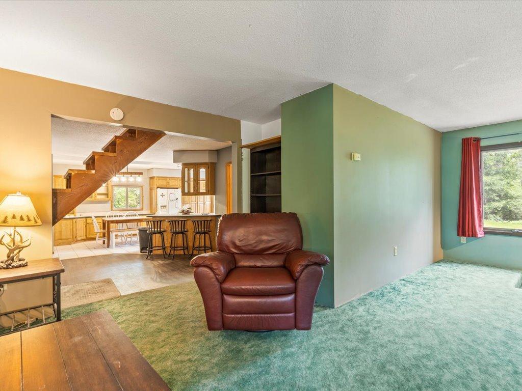 1971 single family home for sale at 33021 State Highway 210 in Aitkin, MN — 4 bed, 2 bath (photo 16 of 52)
