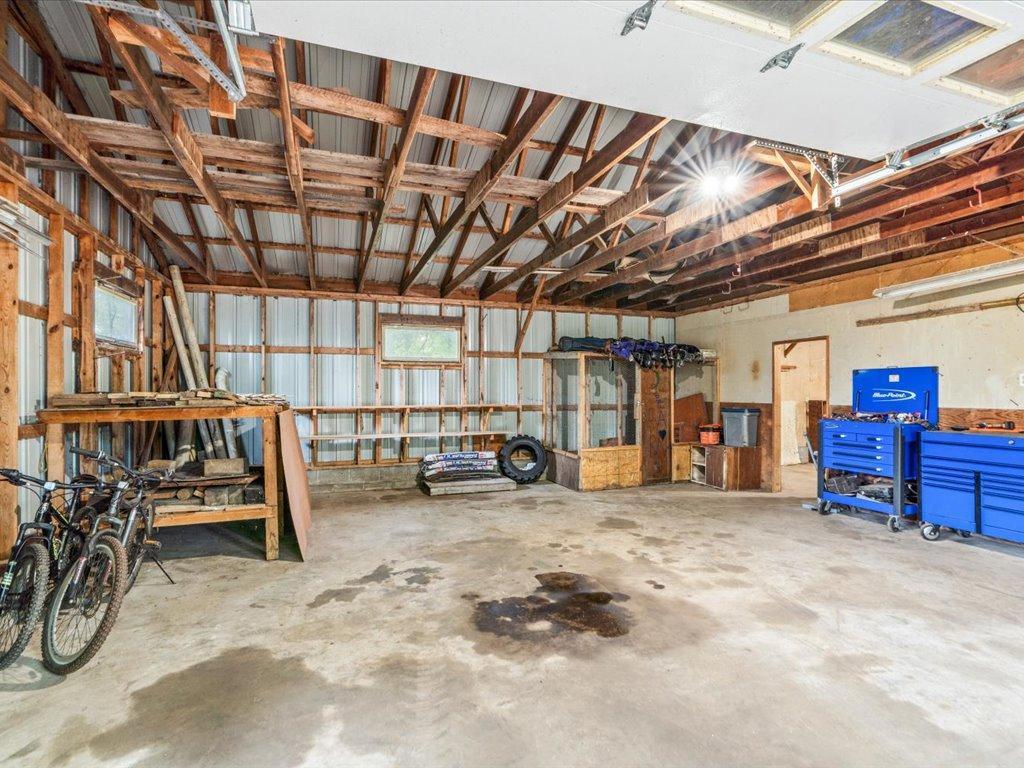 1971 single family home for sale at 33021 State Highway 210 in Aitkin, MN — 4 bed, 2 bath (photo 39 of 52)