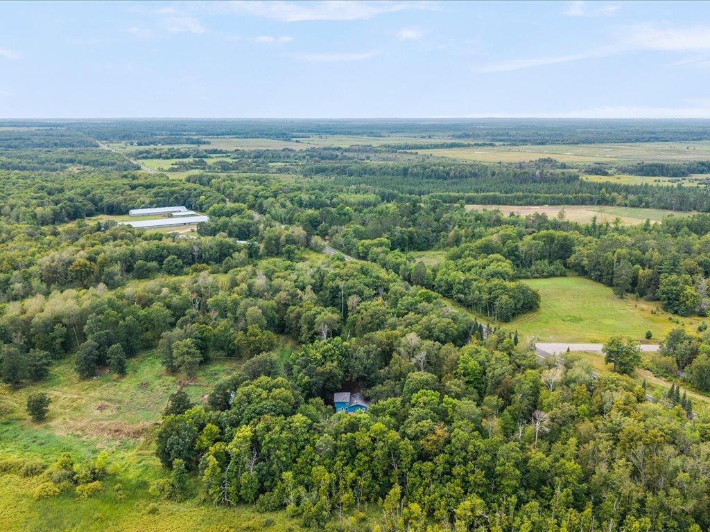 1971 single family home for sale at 33021 State Highway 210 in Aitkin, MN — 4 bed, 2 bath (photo 48 of 52)