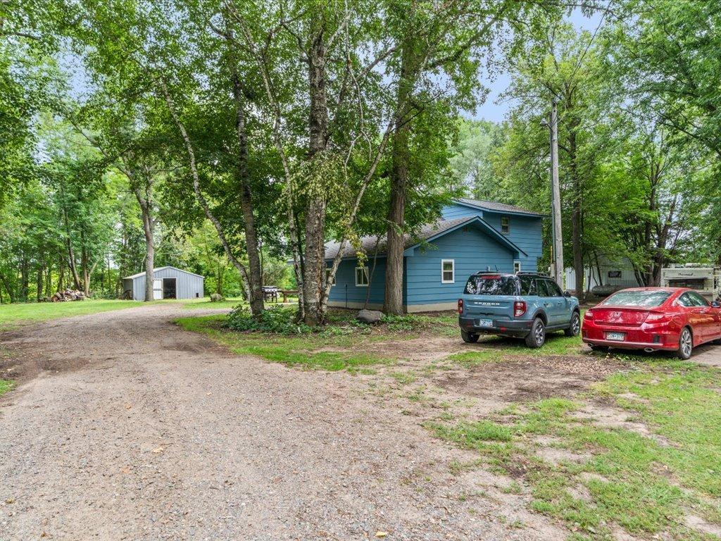 1971 single family home for sale at 33021 State Highway 210 in Aitkin, MN — 4 bed, 2 bath (photo 9 of 52)