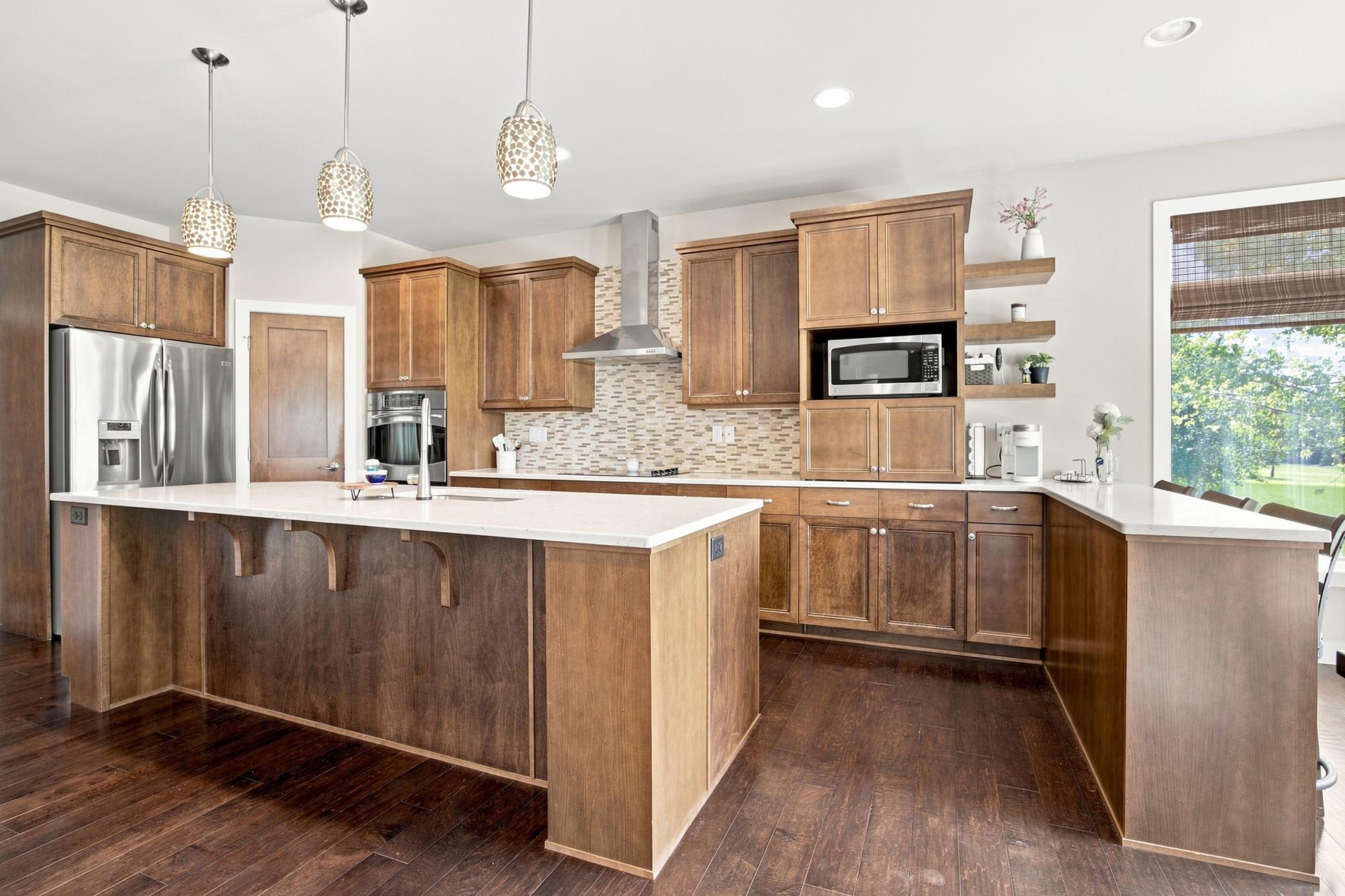 2011 single family home for sale at 6101 Silverleaf Drive S in Fargo, ND — 6 bed, 4 bath (photo 14 of 48)