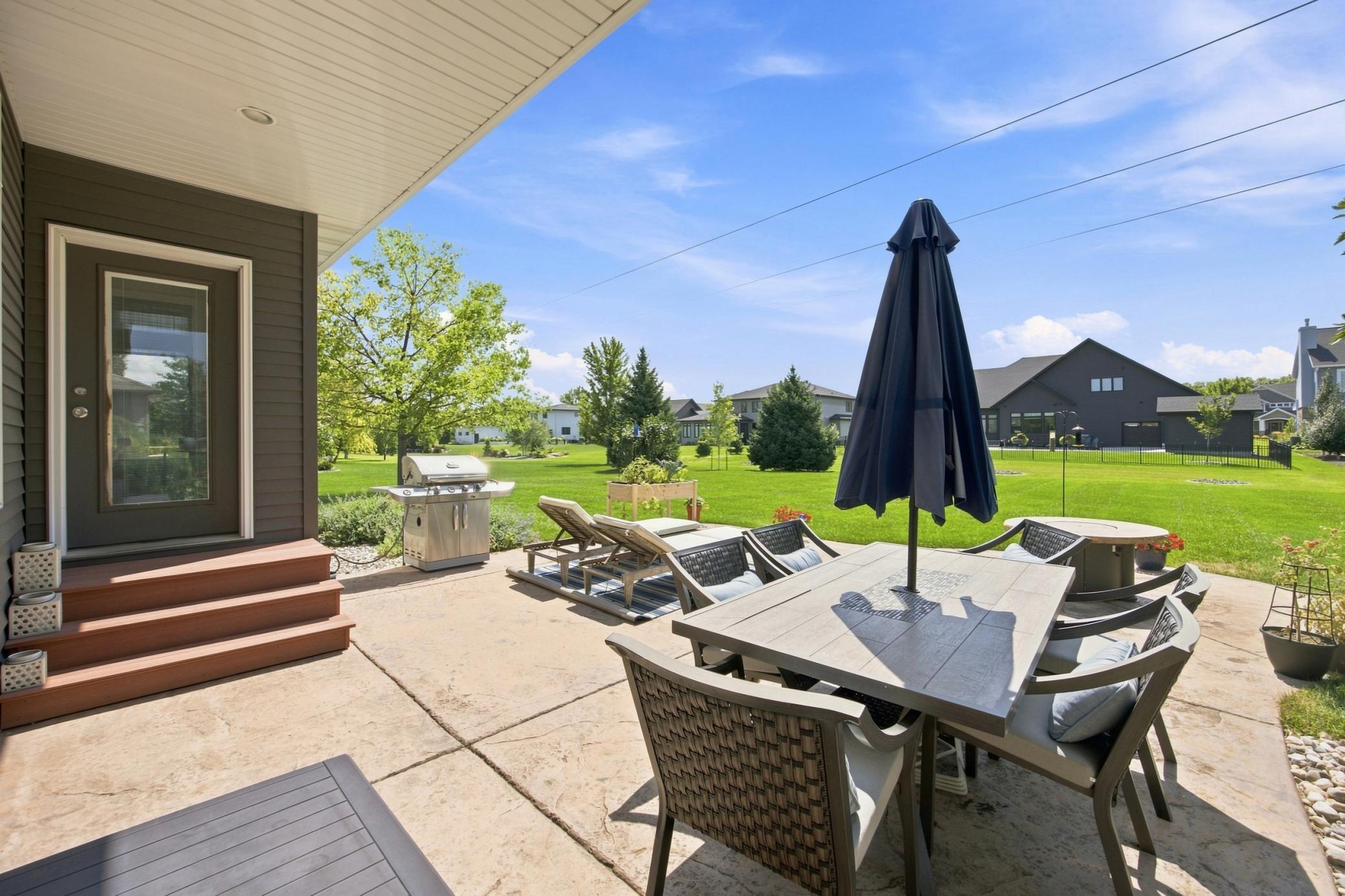 2011 single family home for sale at 6101 Silverleaf Drive S in Fargo, ND — 6 bed, 4 bath (photo 43 of 48)