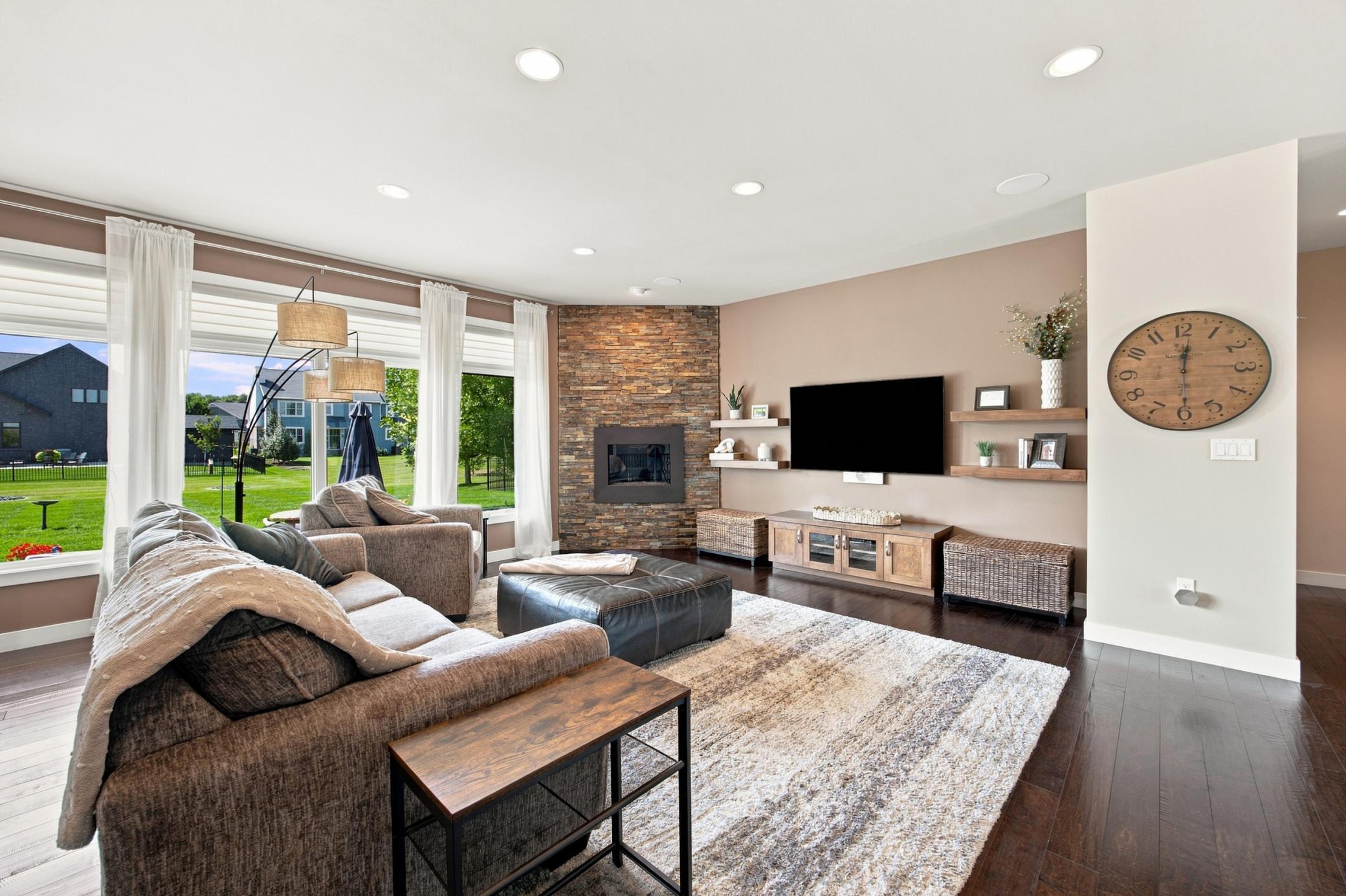 2011 single family home for sale at 6101 Silverleaf Drive S in Fargo, ND — 6 bed, 4 bath (photo 8 of 48)