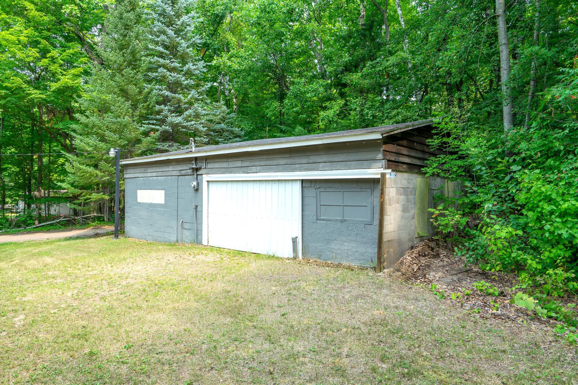 1968 single family home for sale at 18727 472nd Street in McGregor, MN — 2 bed, 1 bath (photo 19 of 30)