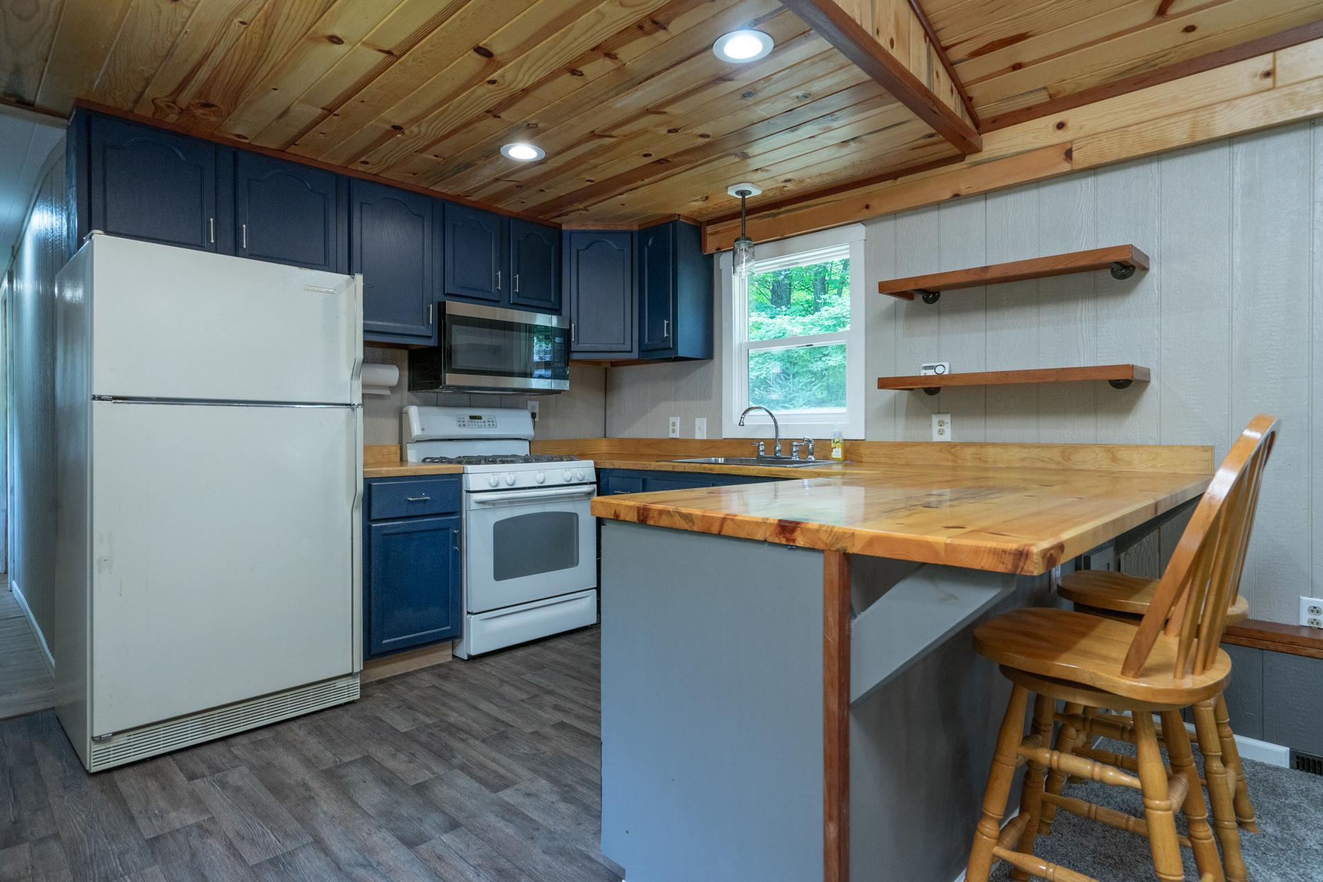 1968 single family home for sale at 18727 472nd Street in McGregor, MN — 2 bed, 1 bath (photo 5 of 30)