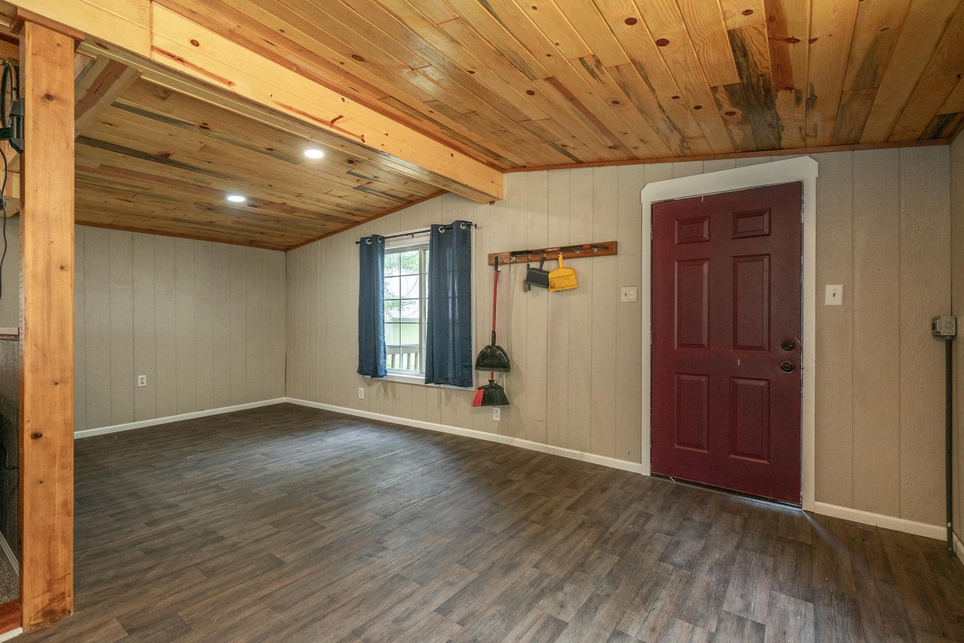 1968 single family home for sale at 18727 472nd Street in McGregor, MN — 2 bed, 1 bath (photo 9 of 30)