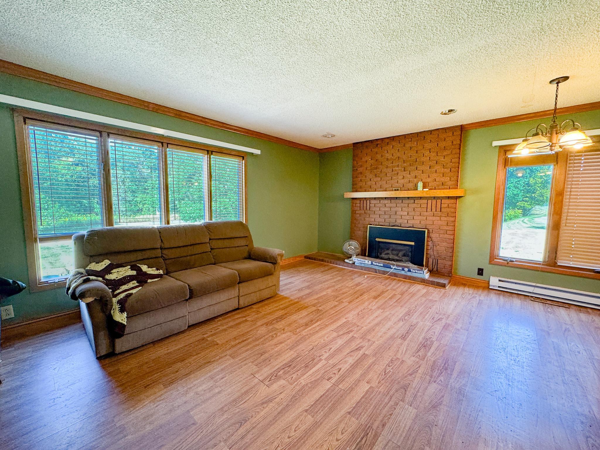 1968 single family home for sale at 23461 140th Avenue in Mahnomen, MN — 3 bed, 3 bath (photo 5 of 41)