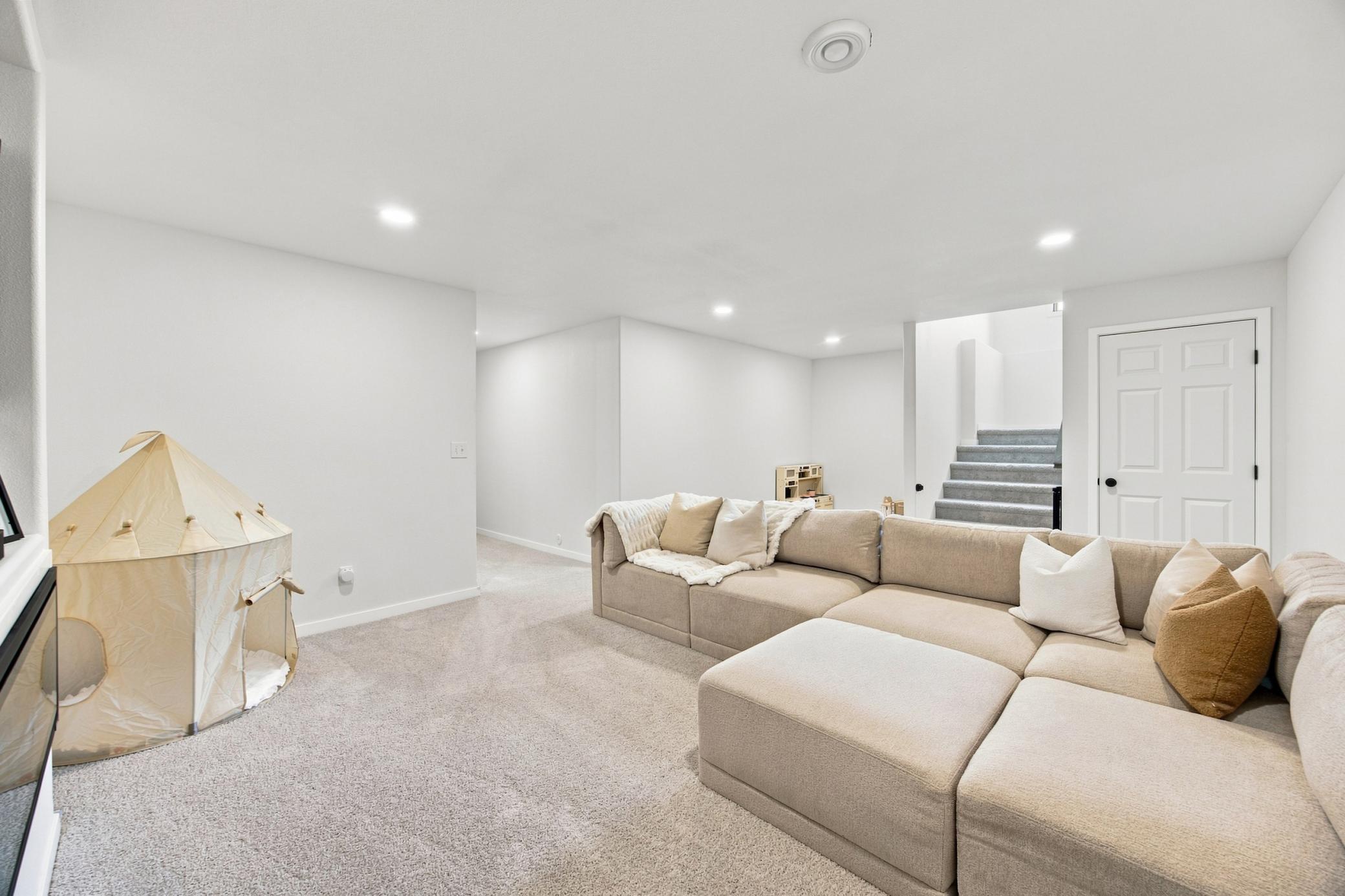 2023 single family home for sale at 6759 28th Street S in Fargo, ND — 4 bed, 4 bath (photo 32 of 51)