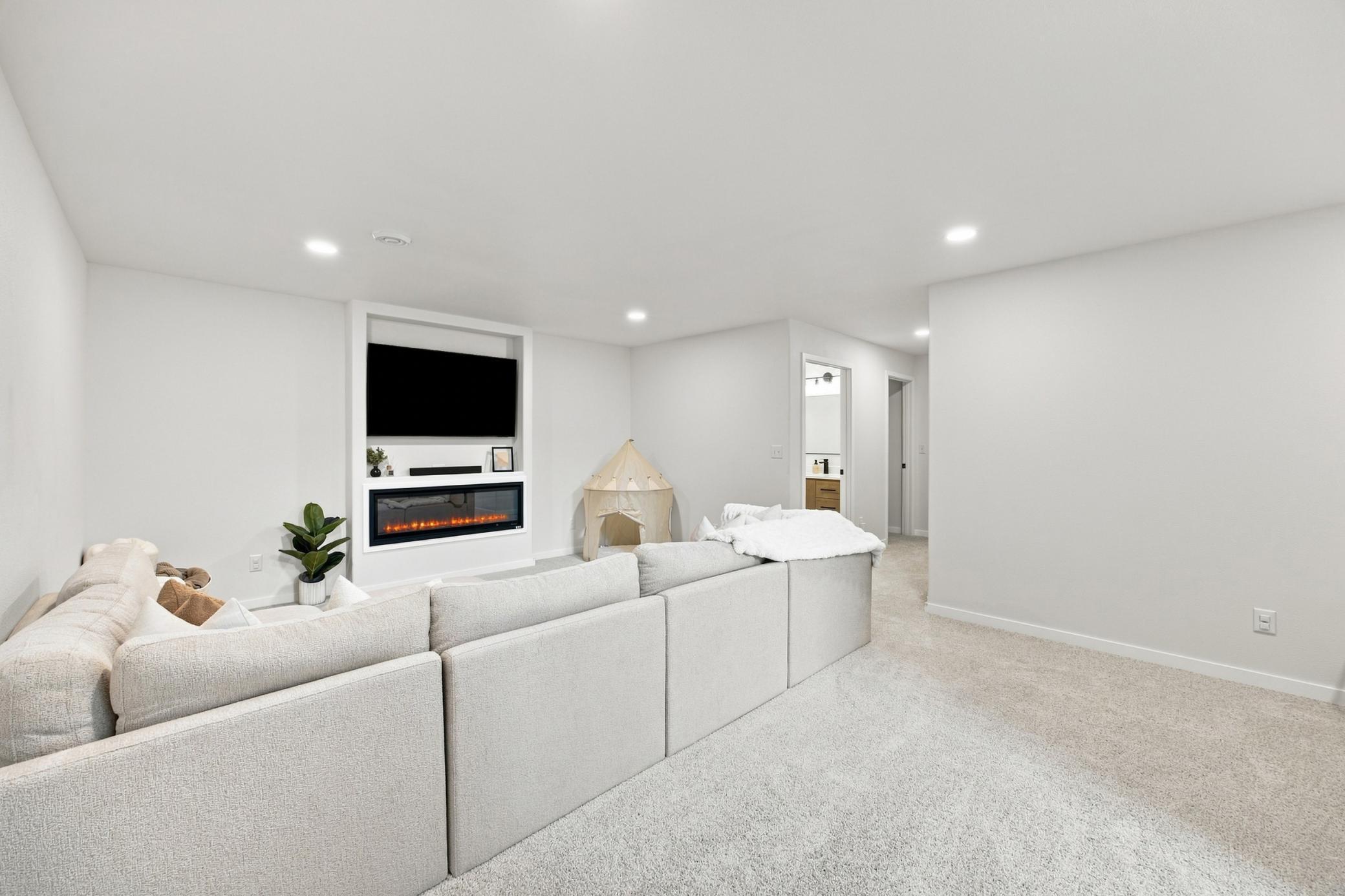 2023 single family home for sale at 6759 28th Street S in Fargo, ND — 4 bed, 4 bath (photo 34 of 51)