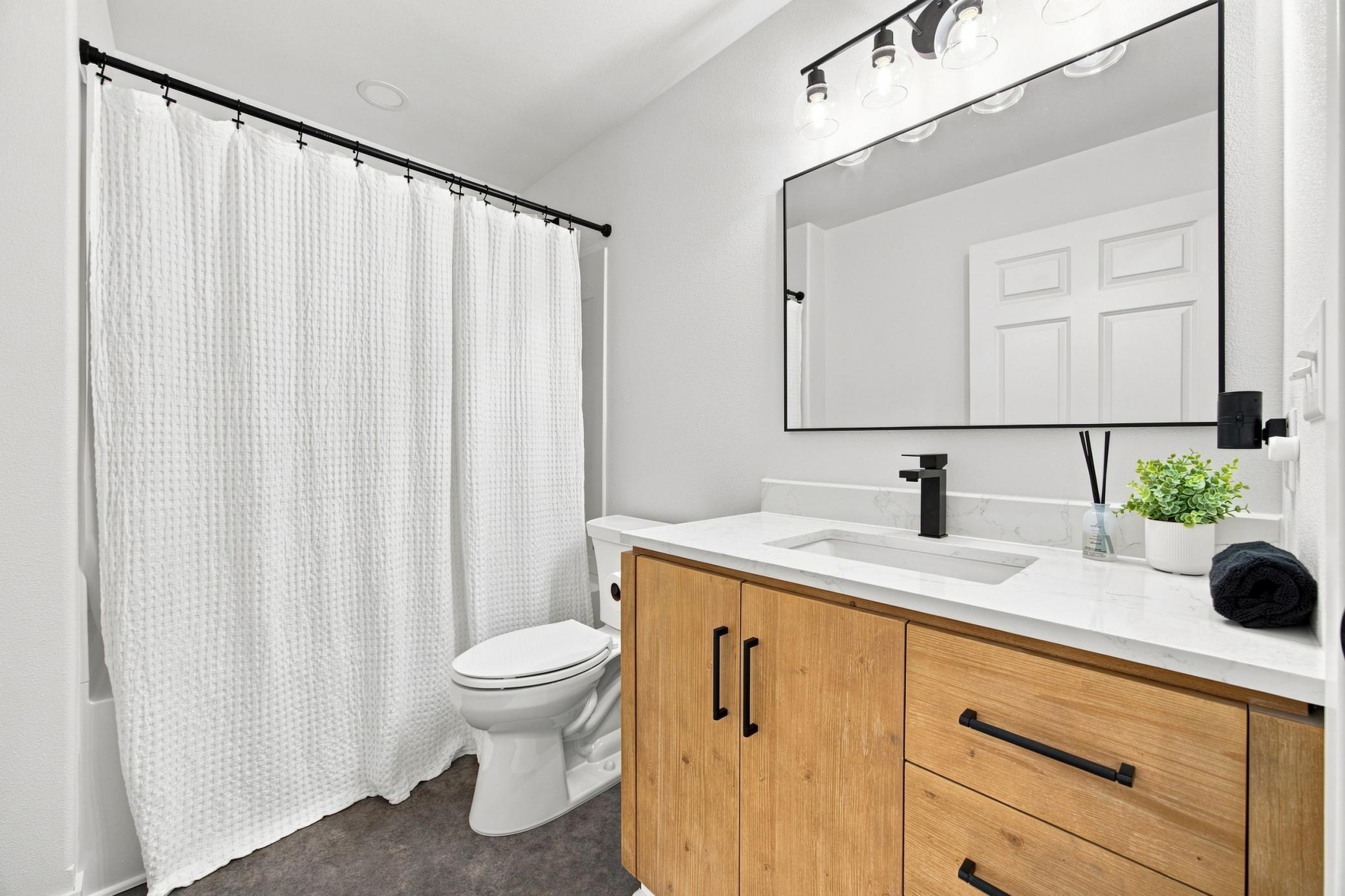 2023 single family home for sale at 6759 28th Street S in Fargo, ND — 4 bed, 4 bath (photo 37 of 51)