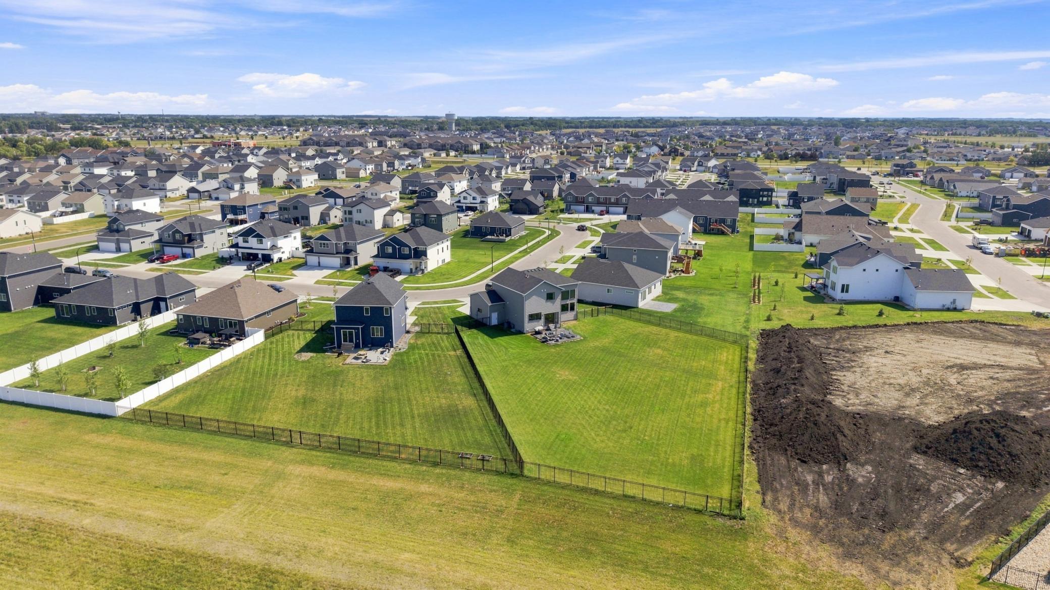 2023 single family home for sale at 6759 28th Street S in Fargo, ND — 4 bed, 4 bath (photo 44 of 51)
