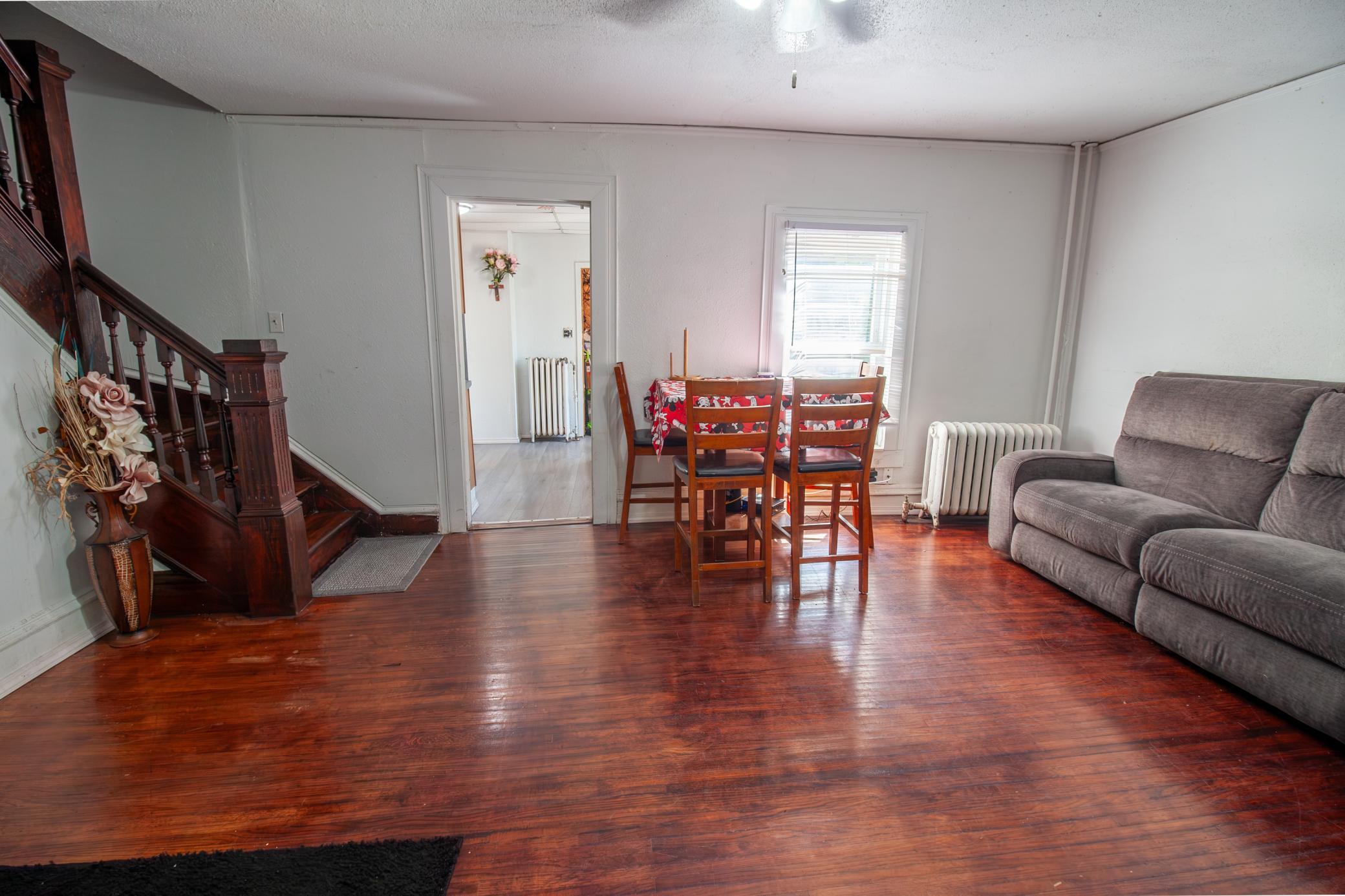 1880 single family home for sale at 422 N Cleveland Avenue in Fergus Falls, MN — 4 bed, 1 bath (photo 6 of 32)