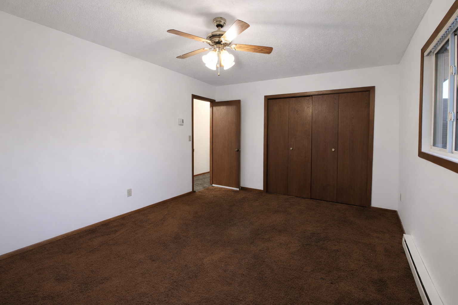 1978 single family home for sale at 3115 Covent Garden Street S in Moorhead, MN — 6 bed, 2 bath (photo 14 of 28)