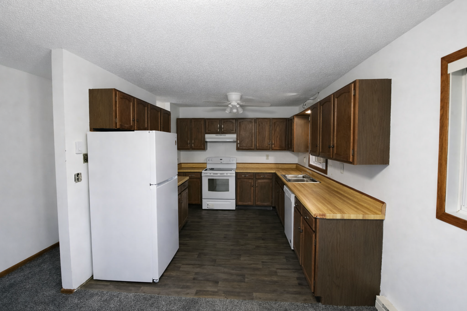 1978 single family home for sale at 3115 Covent Garden Street S in Moorhead, MN — 6 bed, 2 bath (photo 19 of 28)