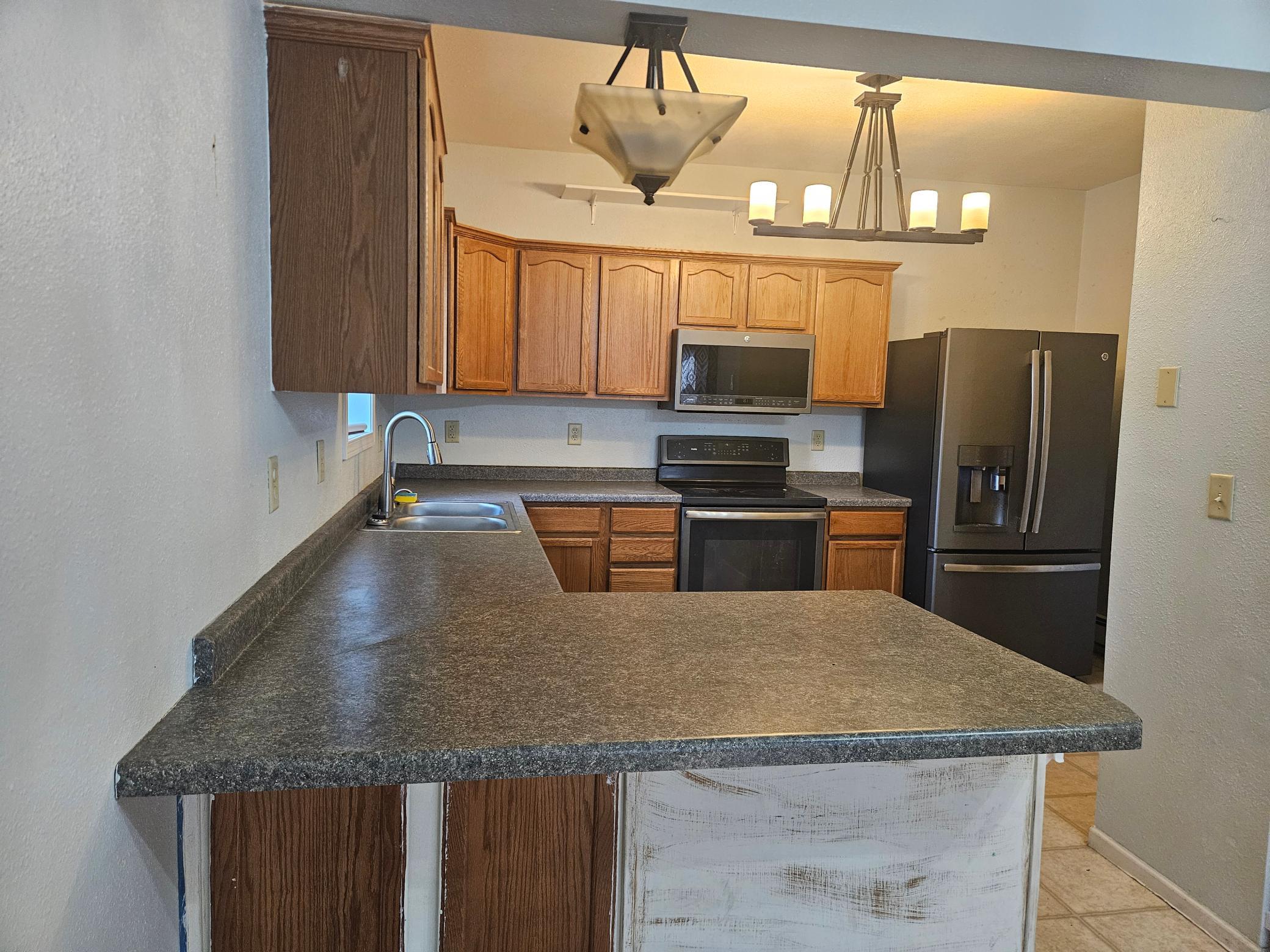 1915 single family home for sale at 215 8th Street N in Breckenridge, MN — 5 bed, 3 bath (photo 4 of 20)
