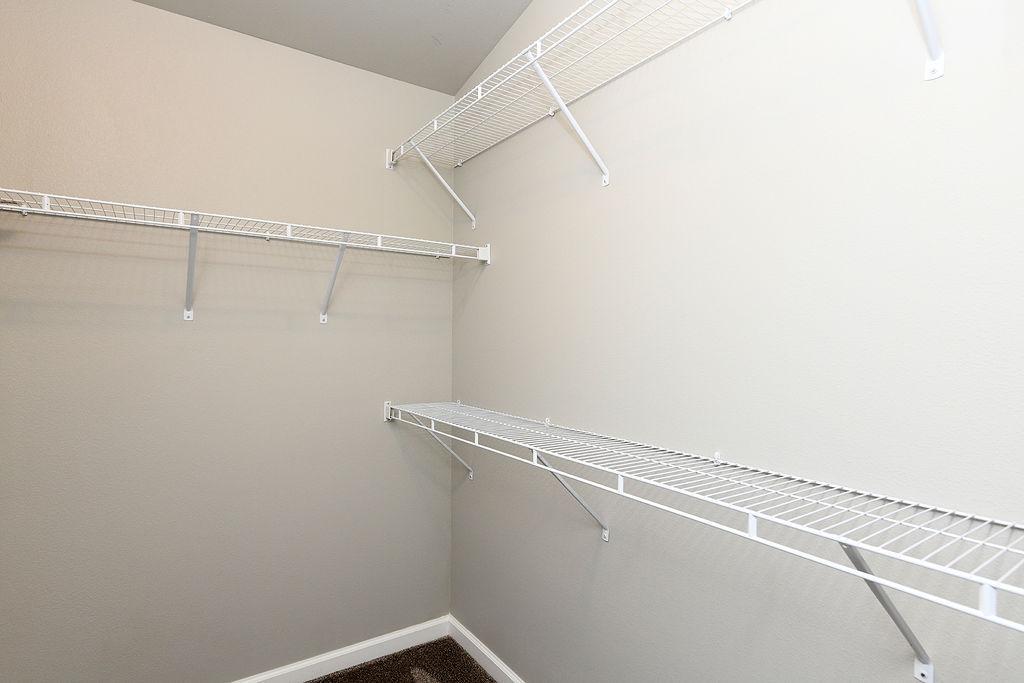 2021 twin home for sale at 7284 30th Street S in Fargo, ND — 3 bed, 2 bath (photo 12 of 26)