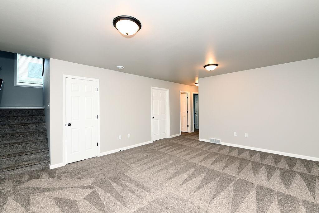2021 twin home for sale at 7284 30th Street S in Fargo, ND — 3 bed, 2 bath (photo 15 of 26)