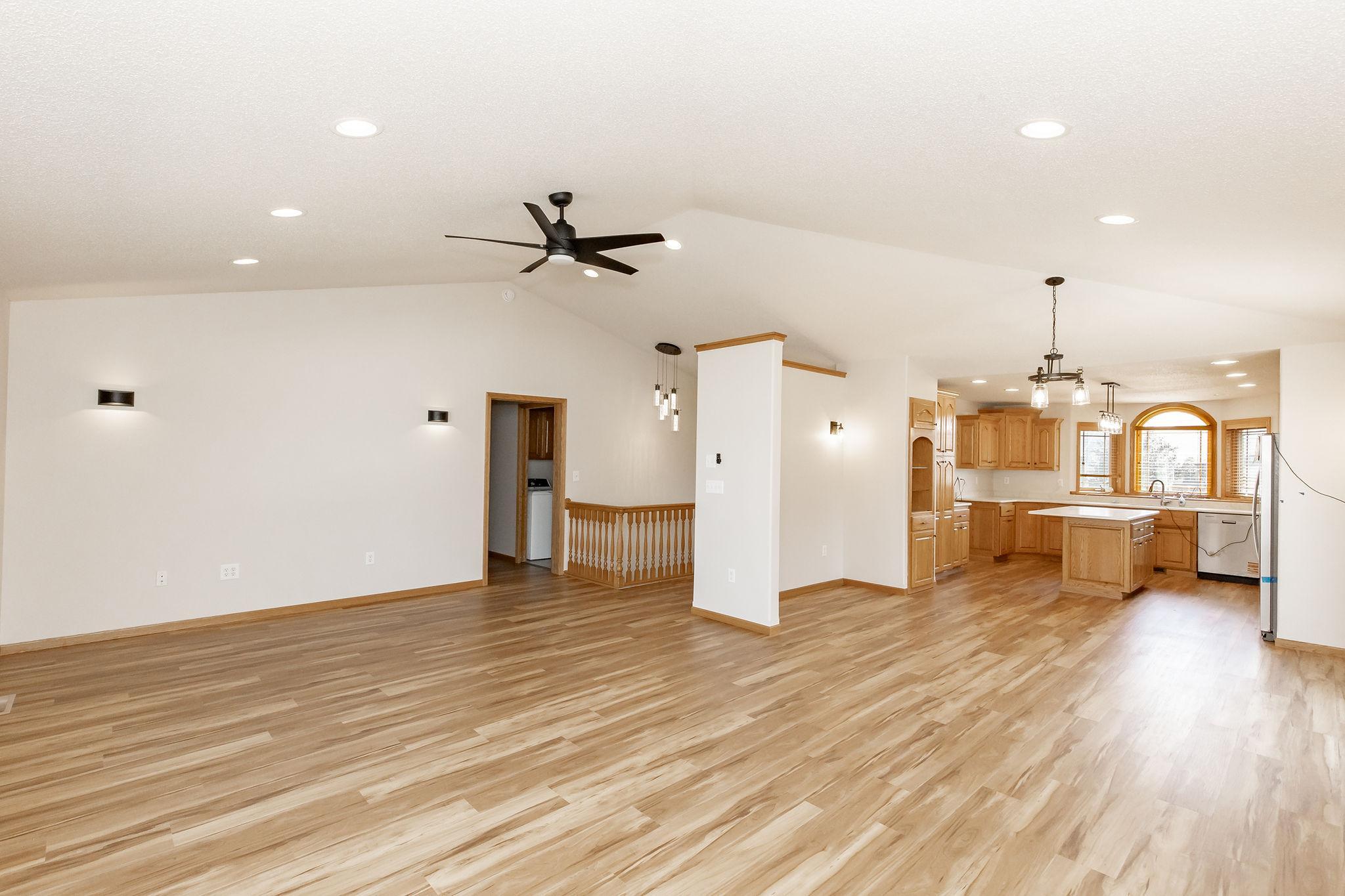 2004 single family home for sale at 1106 Southwood Drive in Dilworth, MN — 4 bed, 3 bath (photo 14 of 57)