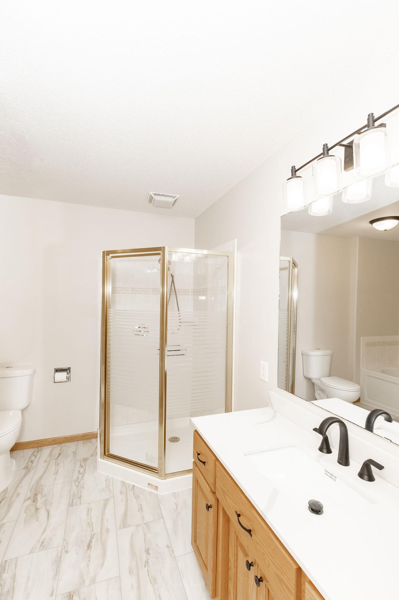 2004 single family home for sale at 1106 Southwood Drive in Dilworth, MN — 4 bed, 3 bath (photo 20 of 57)