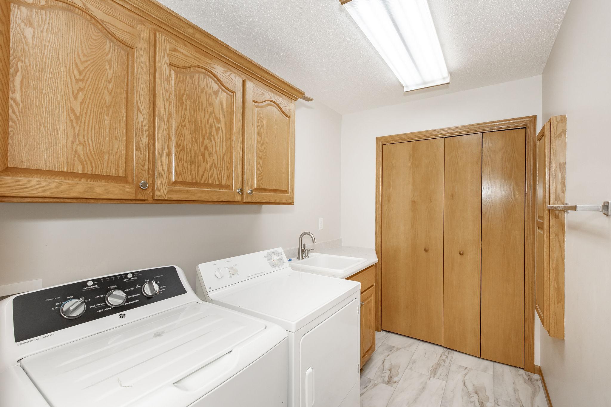 2004 single family home for sale at 1106 Southwood Drive in Dilworth, MN — 4 bed, 3 bath (photo 30 of 57)