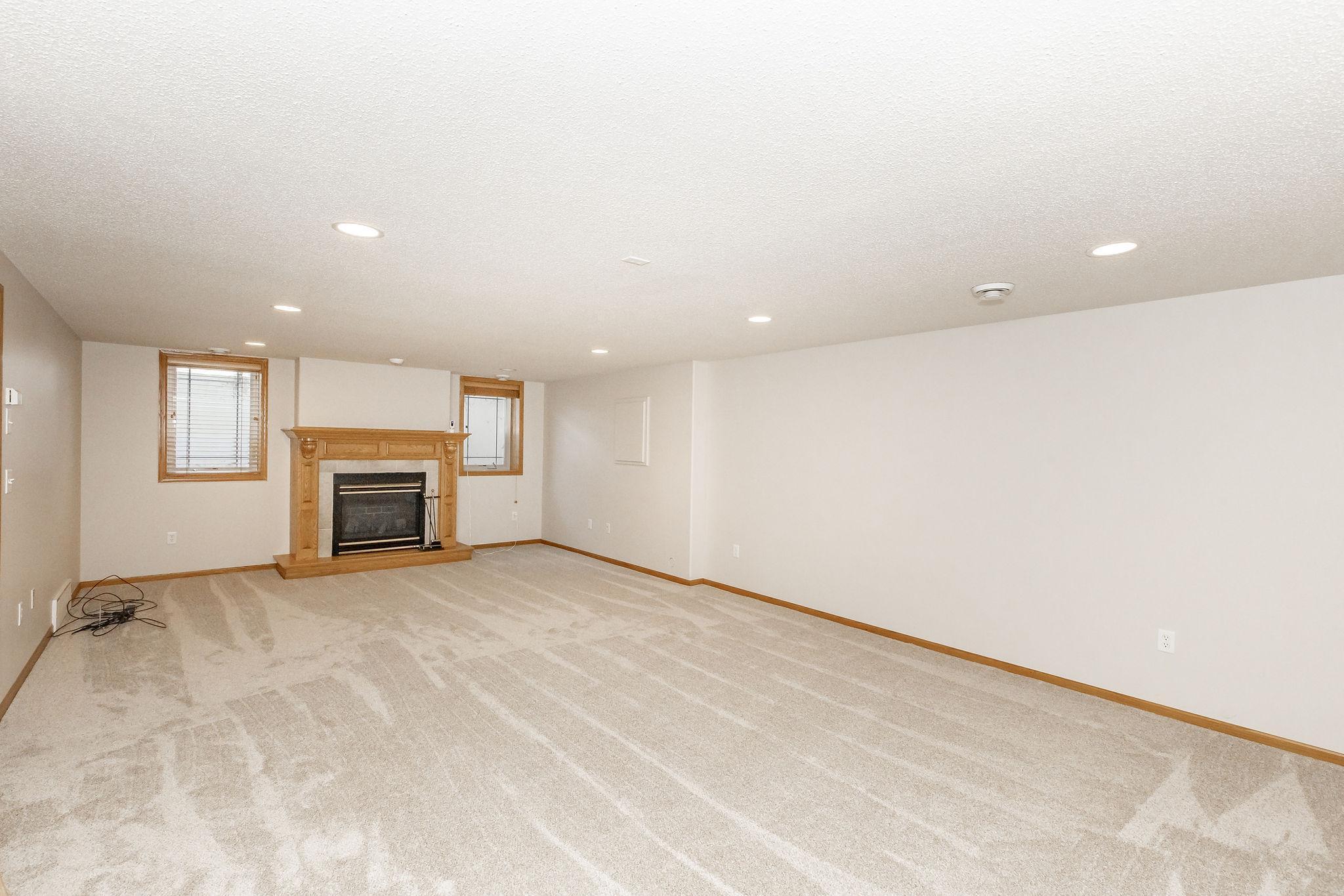 2004 single family home for sale at 1106 Southwood Drive in Dilworth, MN — 4 bed, 3 bath (photo 33 of 57)
