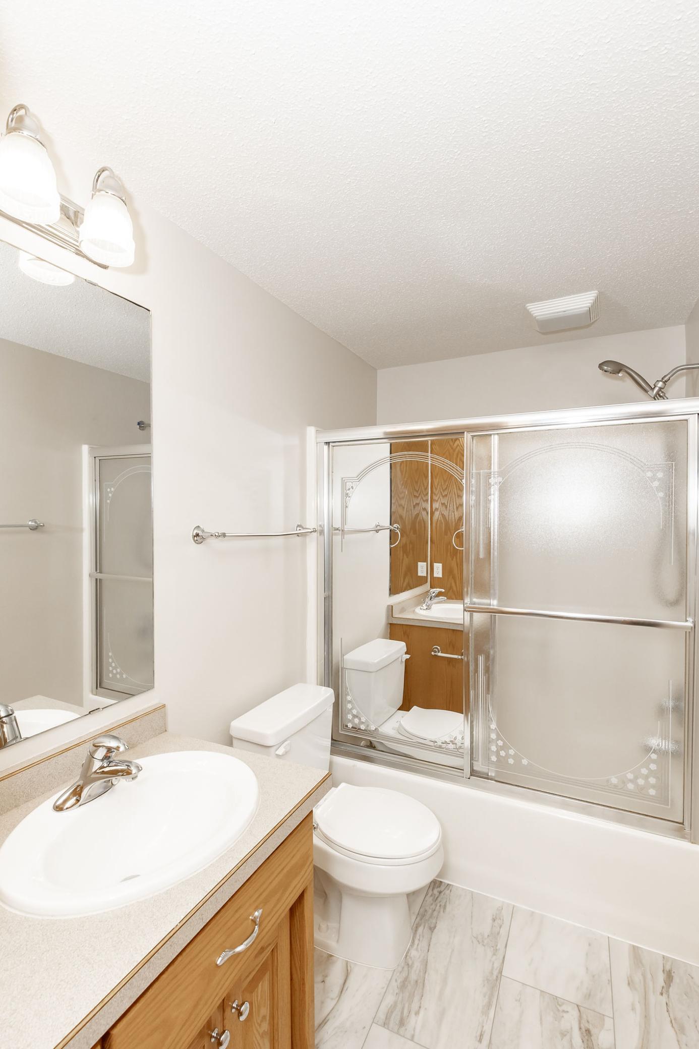 2004 single family home for sale at 1106 Southwood Drive in Dilworth, MN — 4 bed, 3 bath (photo 43 of 57)