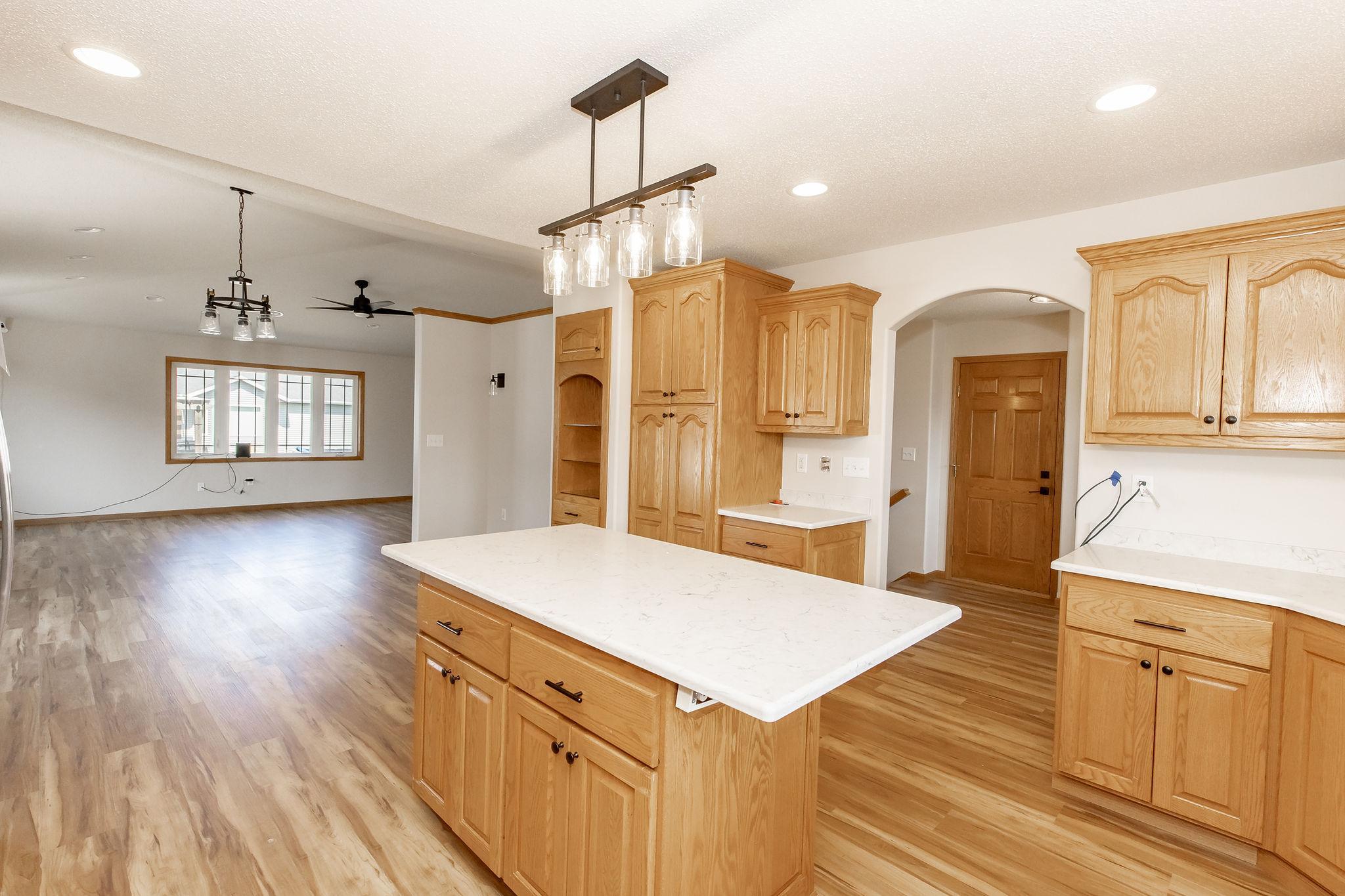 2004 single family home for sale at 1106 Southwood Drive in Dilworth, MN — 4 bed, 3 bath (photo 6 of 57)
