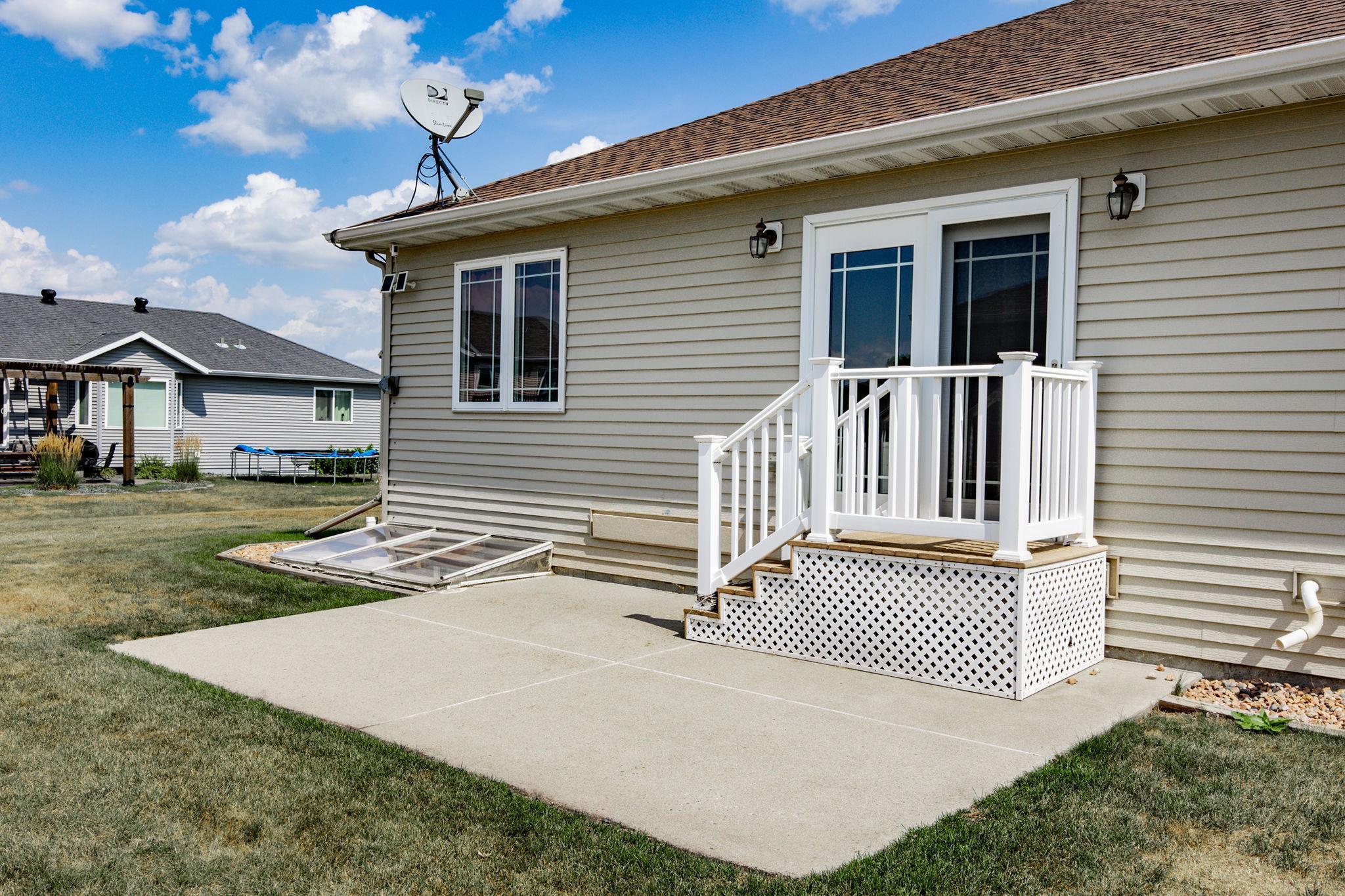 2004 single family home for sale at 1106 Southwood Drive in Dilworth, MN — 4 bed, 3 bath (photo 56 of 57)