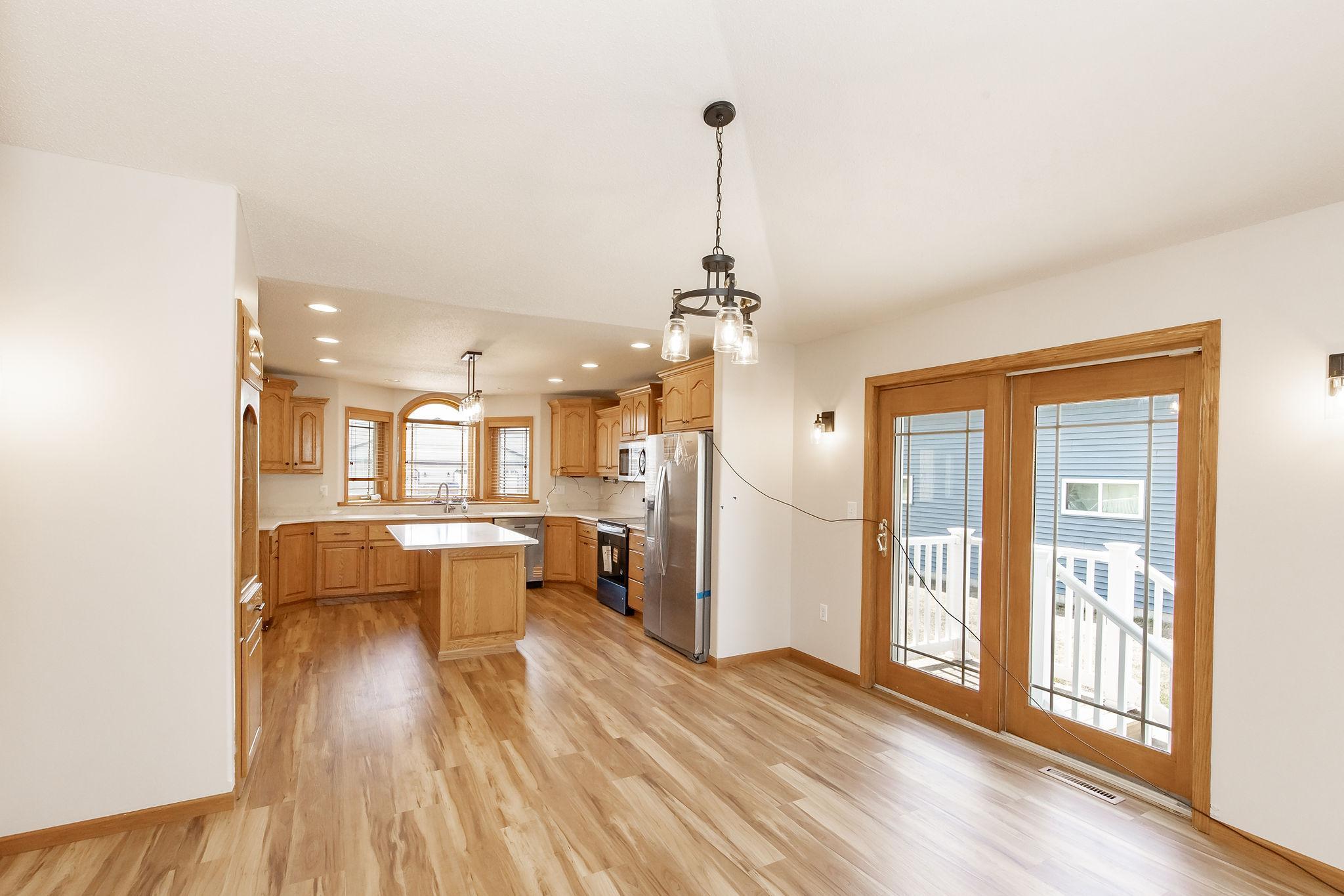 2004 single family home for sale at 1106 Southwood Drive in Dilworth, MN — 4 bed, 3 bath (photo 10 of 57)