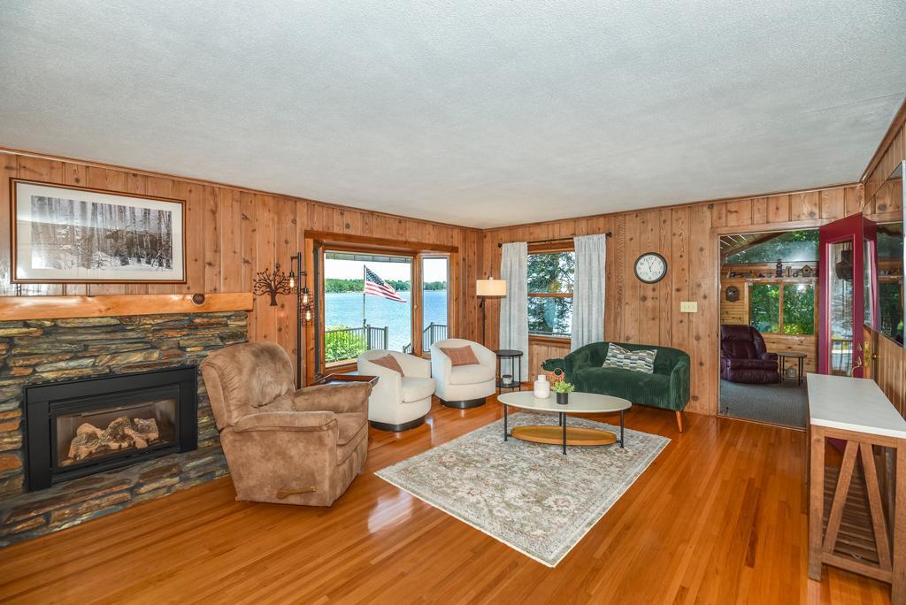 1950 single family home for sale at 21724 Beach Road in Deerwood, MN — 3 bed, 2 bath (photo 7 of 37)