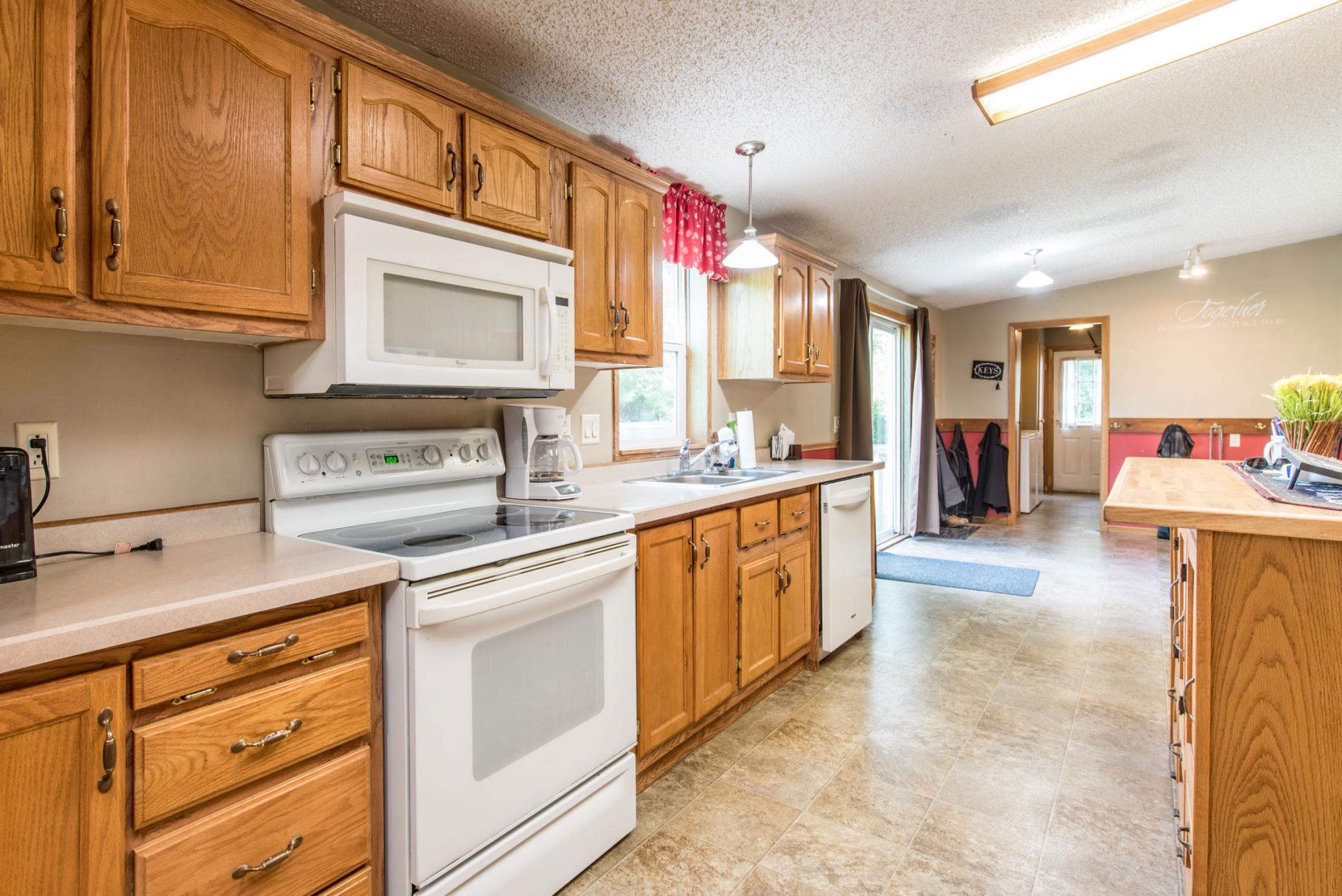 2001 single family home for sale at 6951 County Road 82 NW in Garfield, MN — 4 bed, 2 bath (photo 5 of 52)