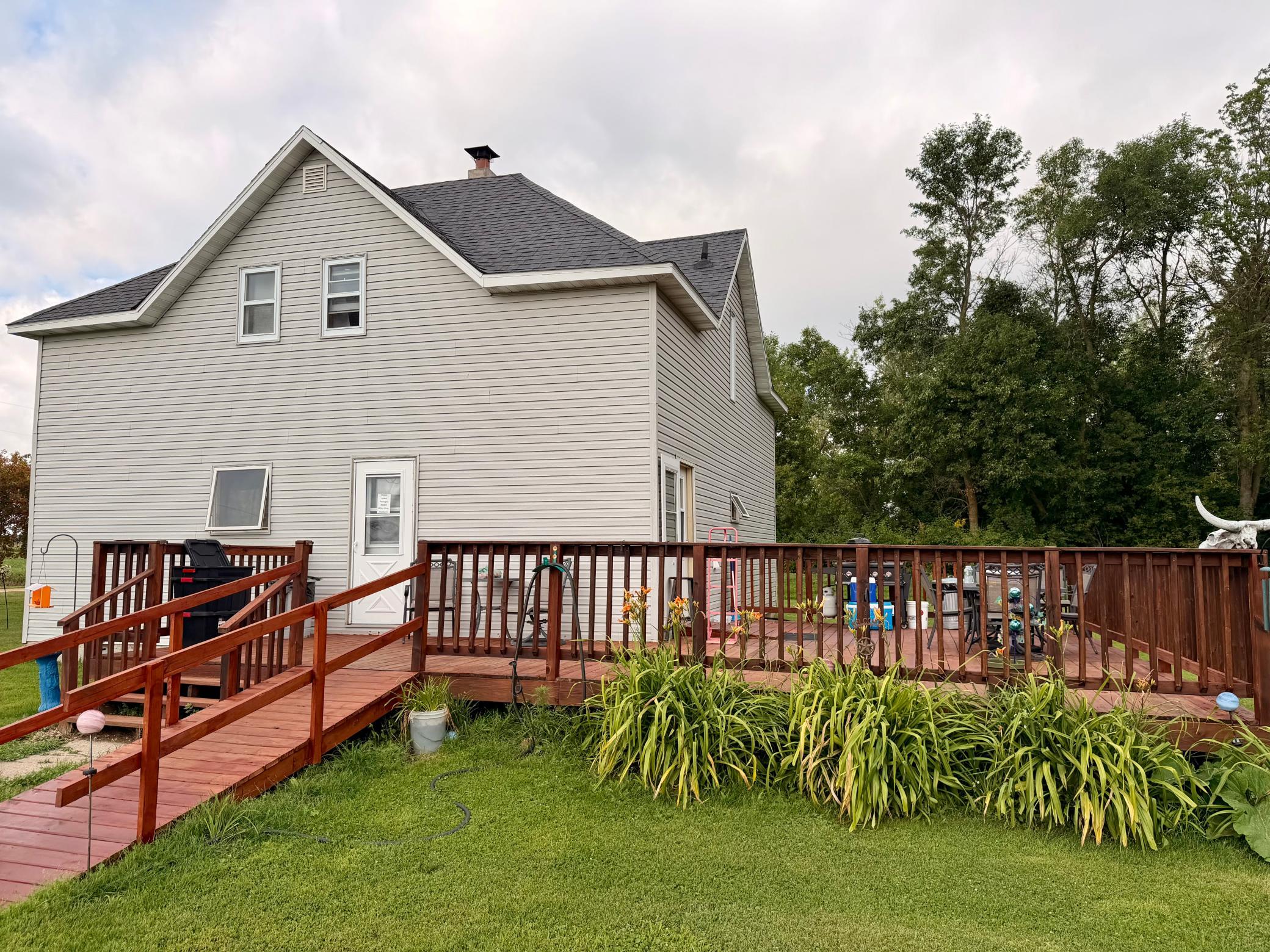 1916 single family home for sale at 25570 County Road 15 in Badger, MN — 4 bed, 2 bath (photo 3 of 24)