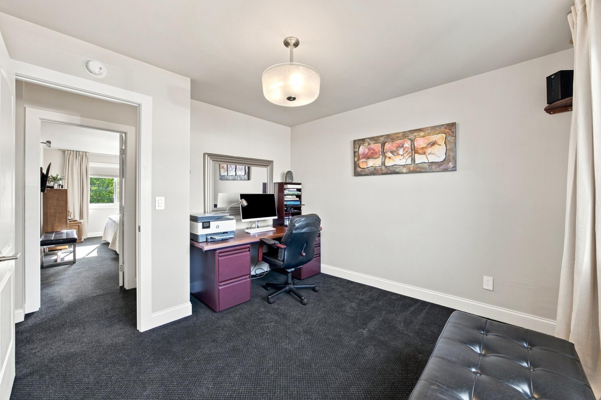 2015 single family home for sale at 6184 18TH Street S in Fargo, ND — 4 bed, 2 bath (photo 23 of 56)