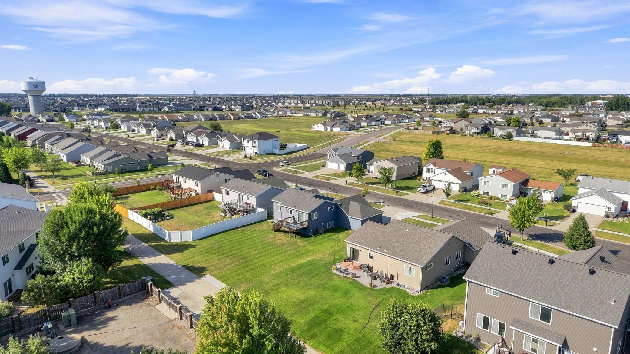 2015 single family home for sale at 6184 18TH Street S in Fargo, ND — 4 bed, 2 bath (photo 47 of 56)