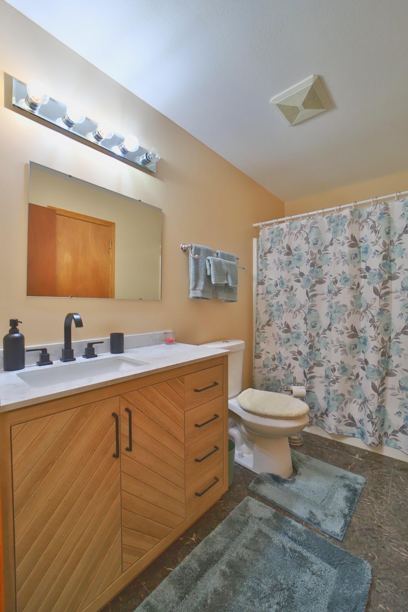 2002 single family home for sale at 3736 Cedar Scenic Road in Baxter, MN — 3 bed, 2 bath (photo 24 of 36)