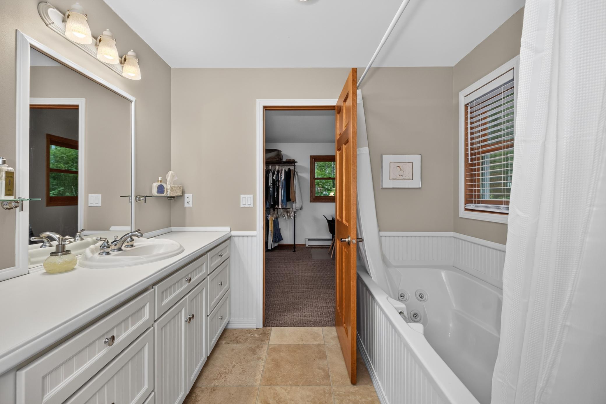 1986 single family home for sale at 22186 Glacial Ridge Trail in Nevis, MN — 3 bed, 3 bath (photo 23 of 49)