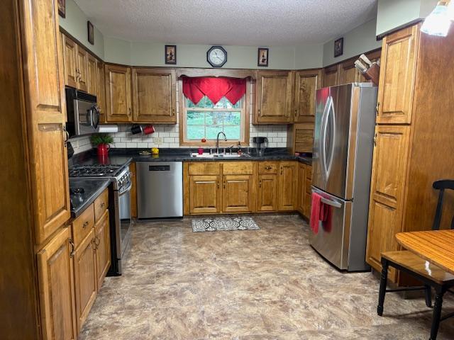 1975 single family home for sale at 110 8th Street NE in Long Prairie, MN — 4 bed, 2 bath (photo 6 of 36)