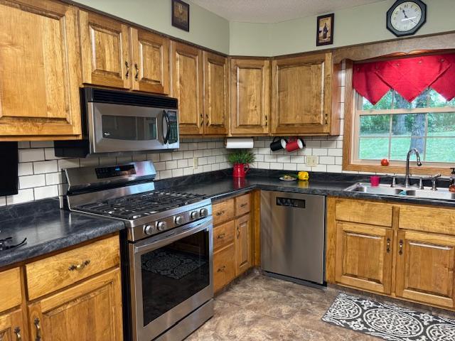 1975 single family home for sale at 110 8th Street NE in Long Prairie, MN — 4 bed, 2 bath (photo 7 of 36)