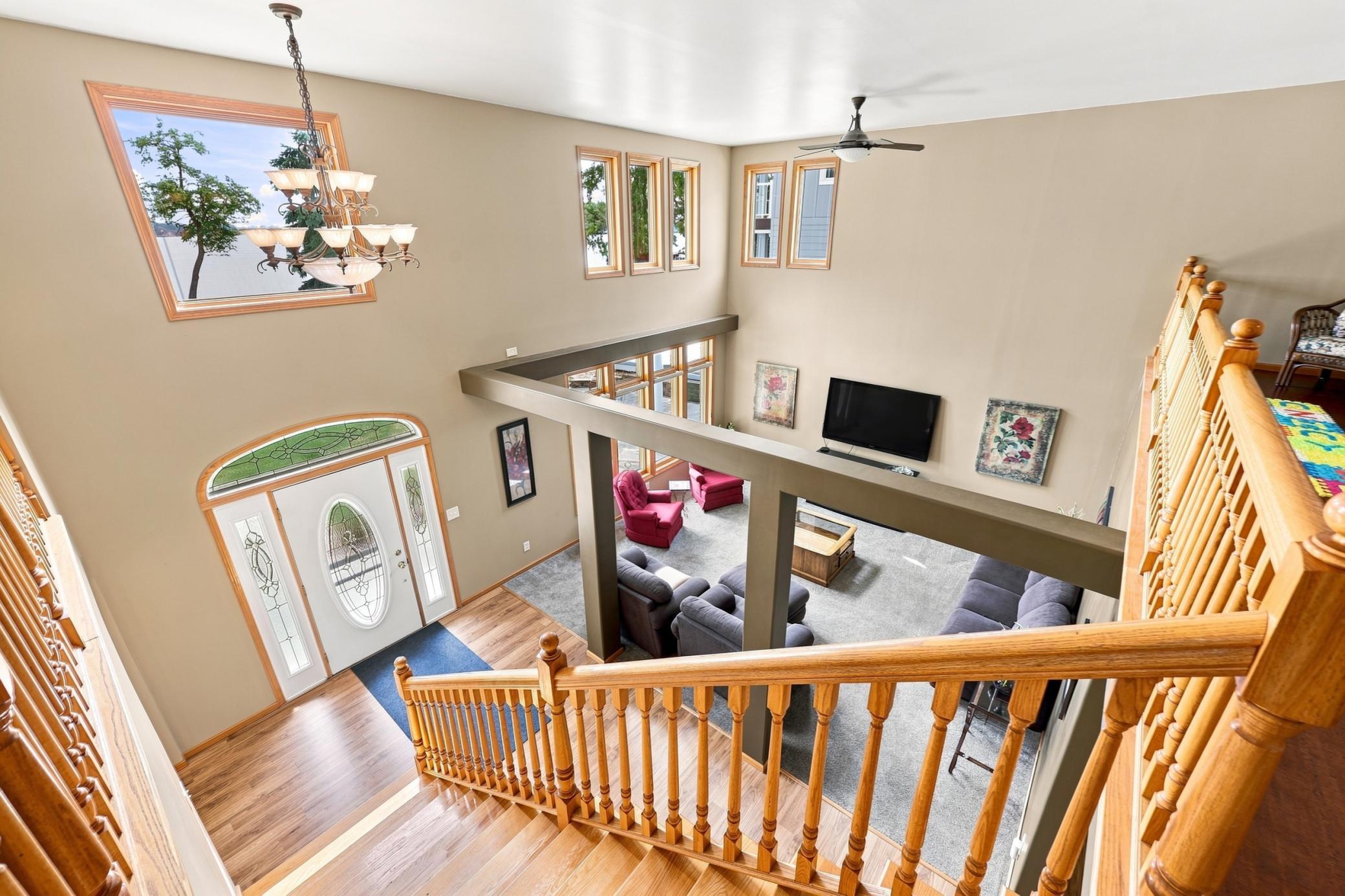 2003 single family home for sale at 1082 W Lake Drive in Detroit Lakes, MN — 5 bed, 4 bath (photo 18 of 42)