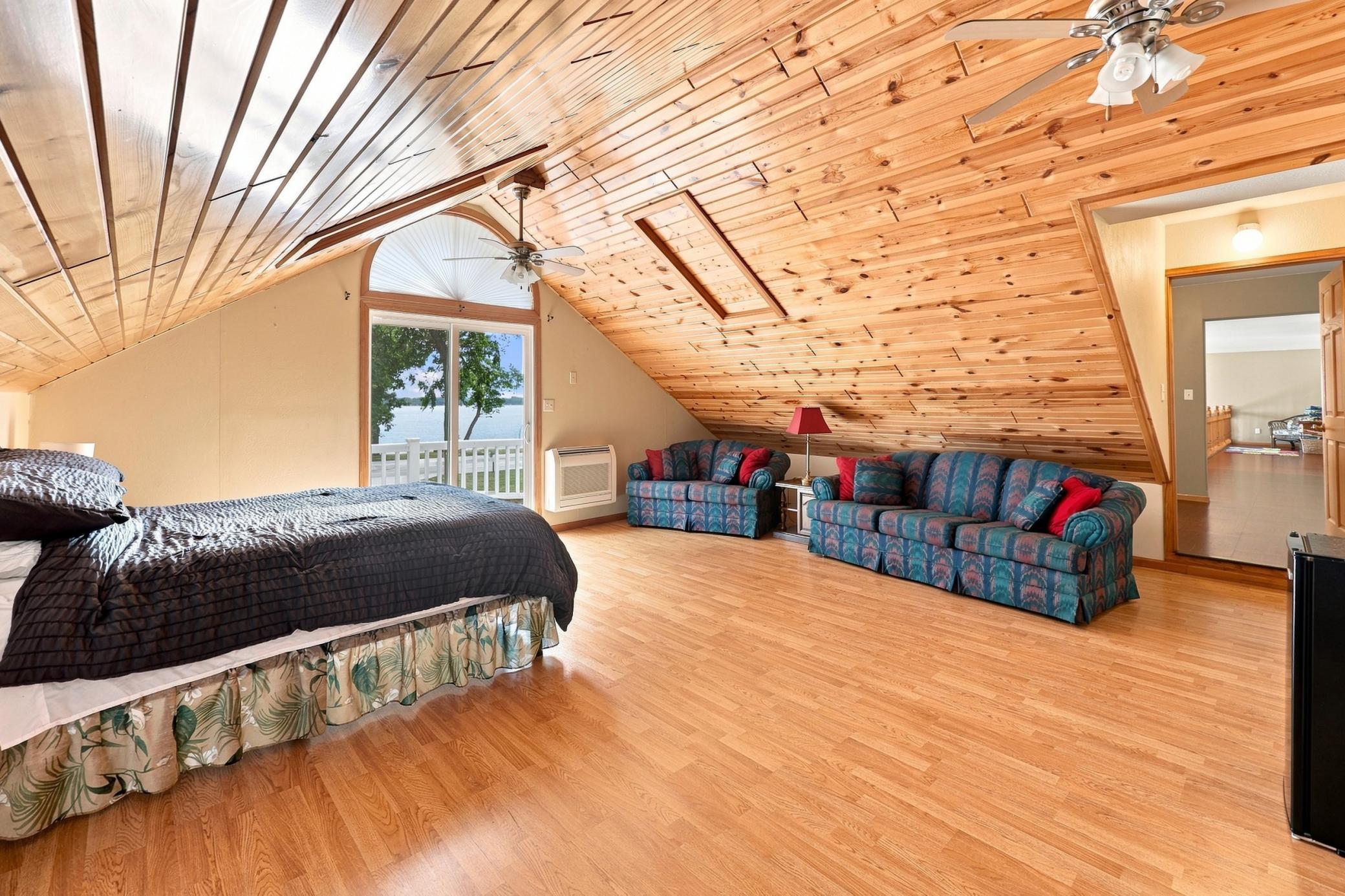 2003 single family home for sale at 1082 W Lake Drive in Detroit Lakes, MN — 5 bed, 4 bath (photo 24 of 42)