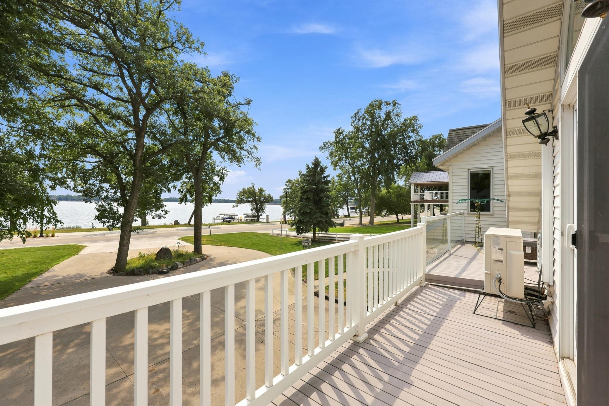 2003 single family home for sale at 1082 W Lake Drive in Detroit Lakes, MN — 5 bed, 4 bath (photo 29 of 42)