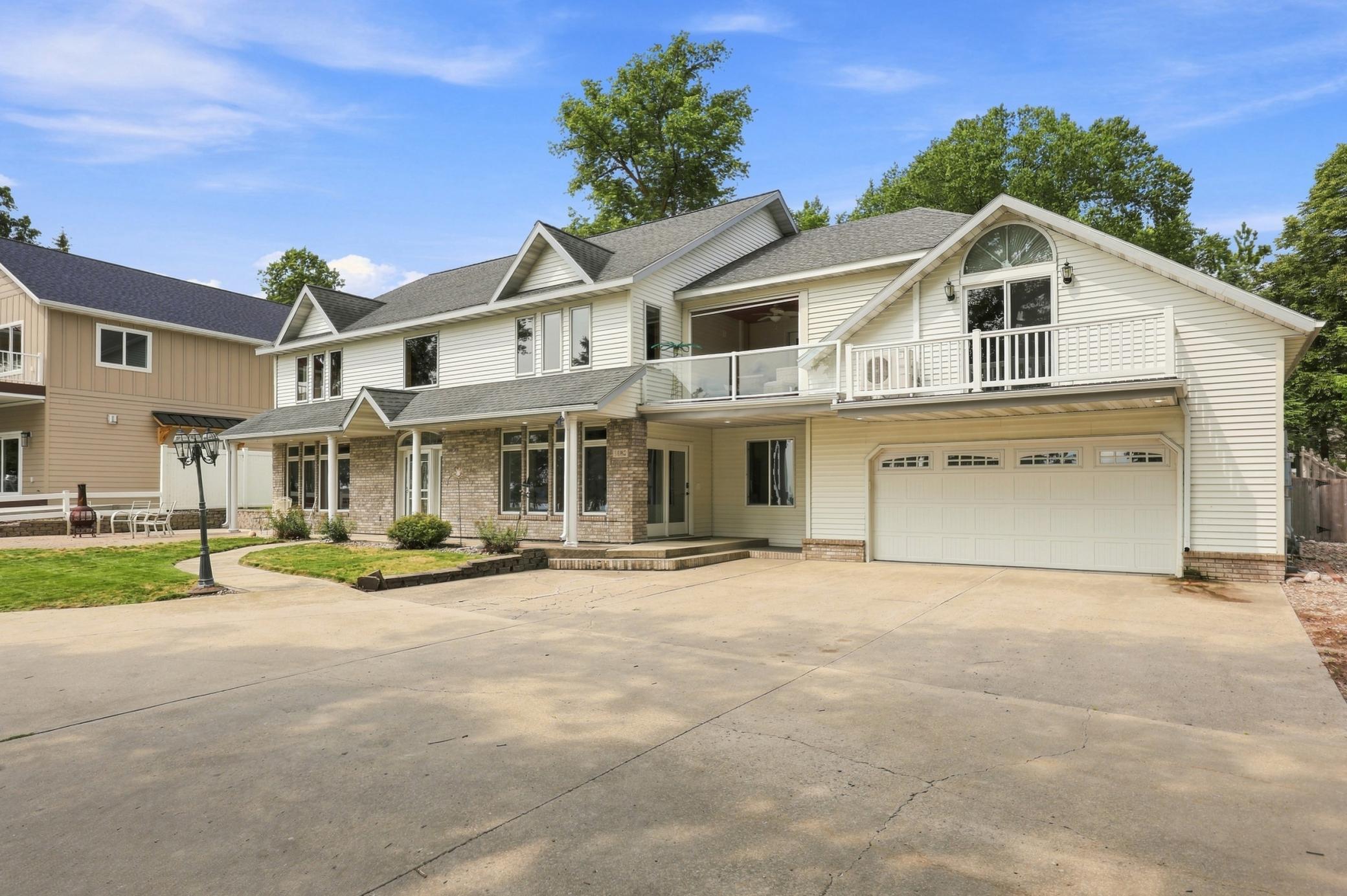 2003 single family home for sale at 1082 W Lake Drive in Detroit Lakes, MN — 5 bed, 4 bath (photo 42 of 42)