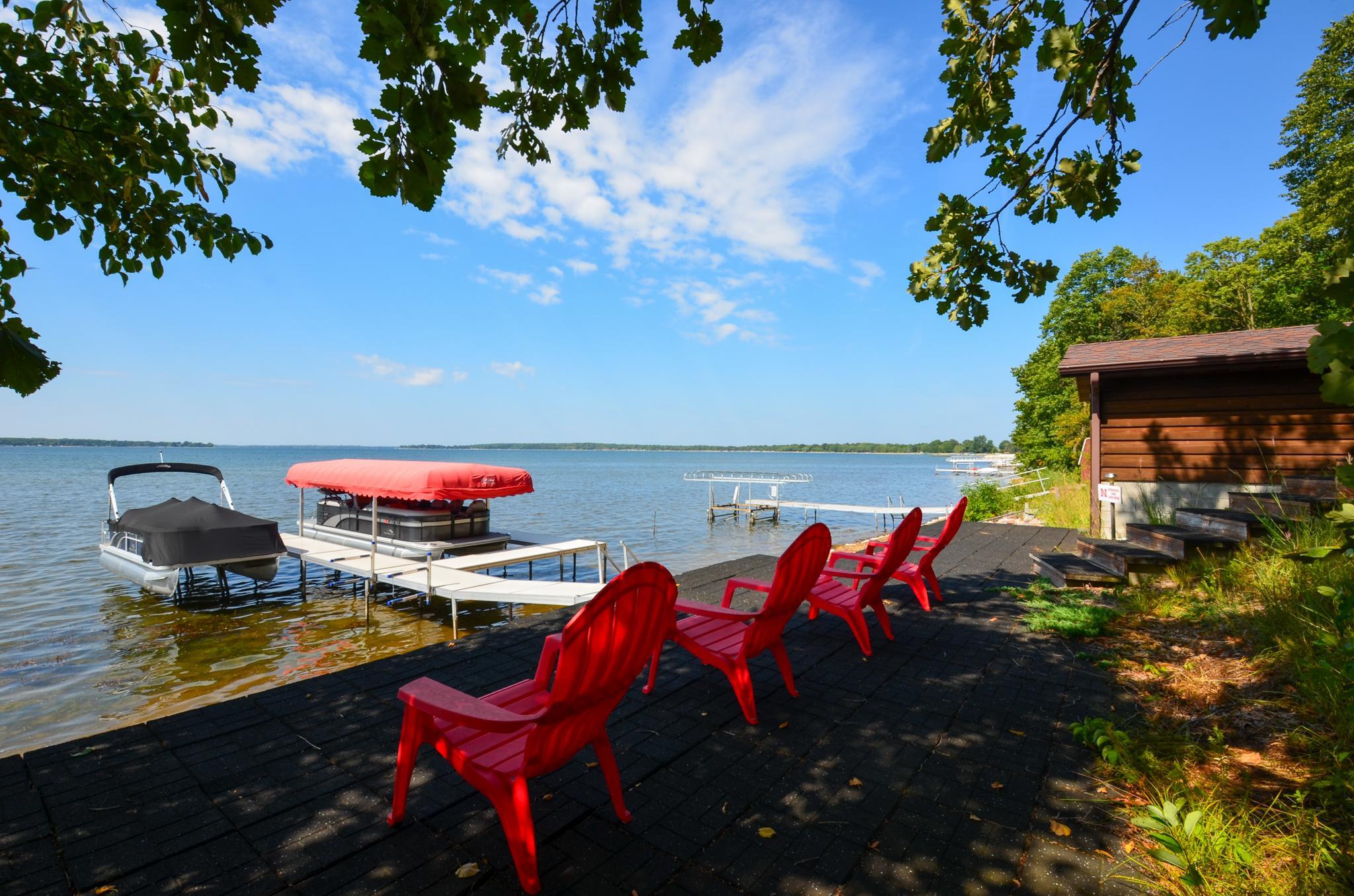 1992 single family home for sale at 42270 Grace Etta Road in Henning, MN — 3 bed, 3 bath (photo 12 of 64)